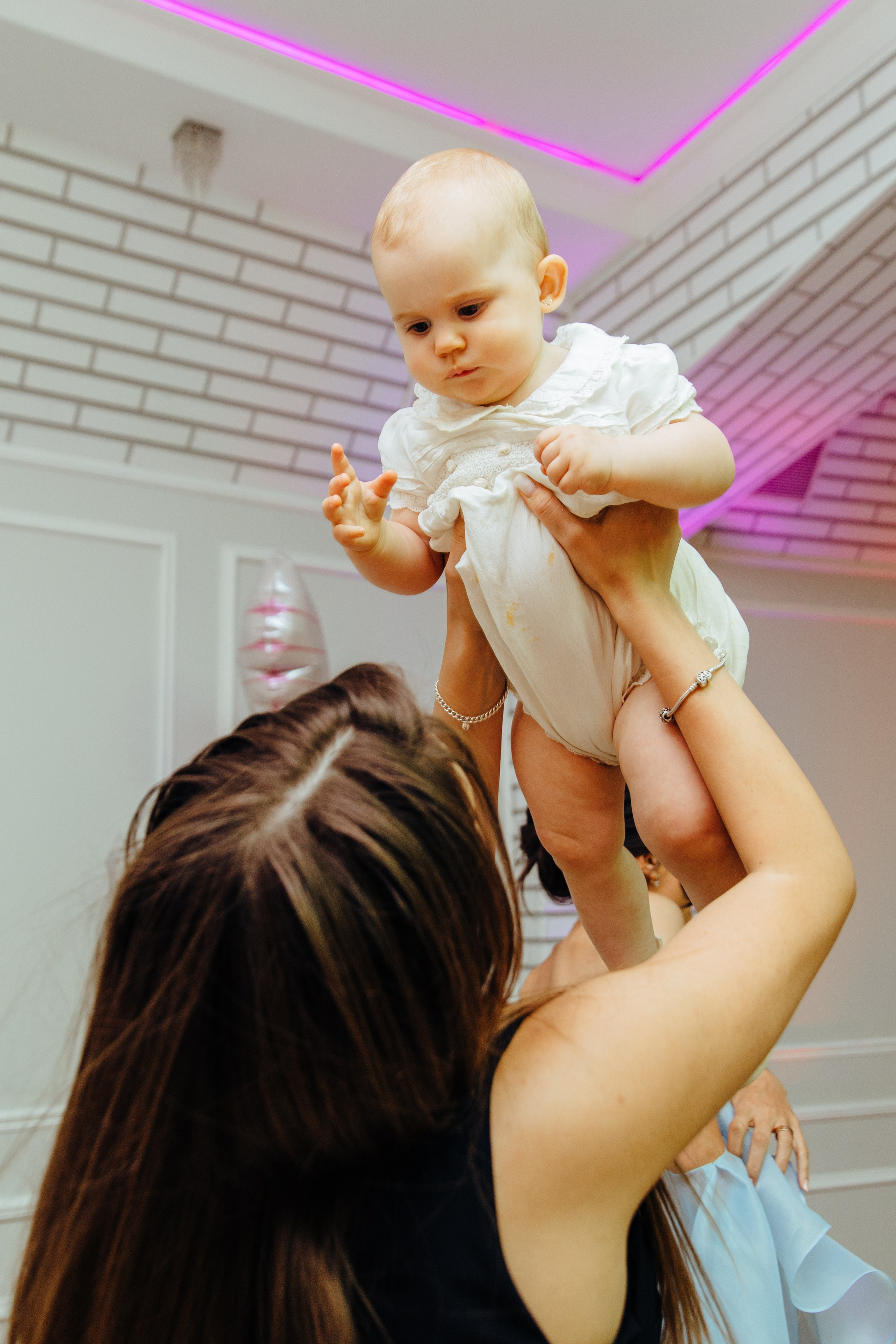 Antonia. Fotograf de nuntă și evenimente private!