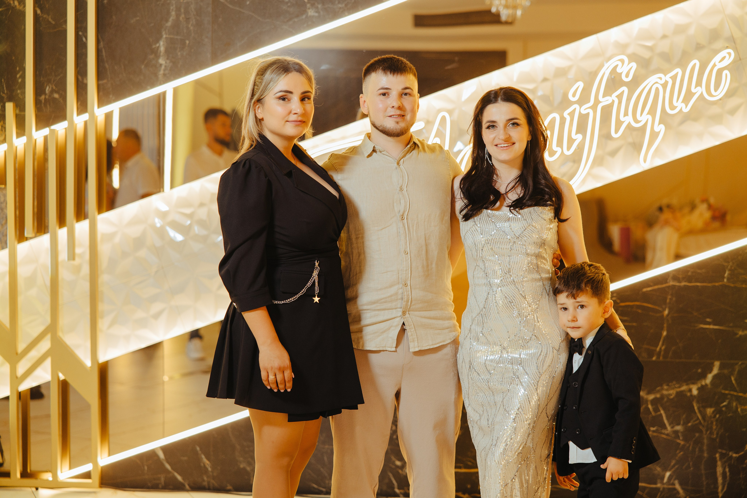 Delia. Fotograf de nuntă și evenimente private!