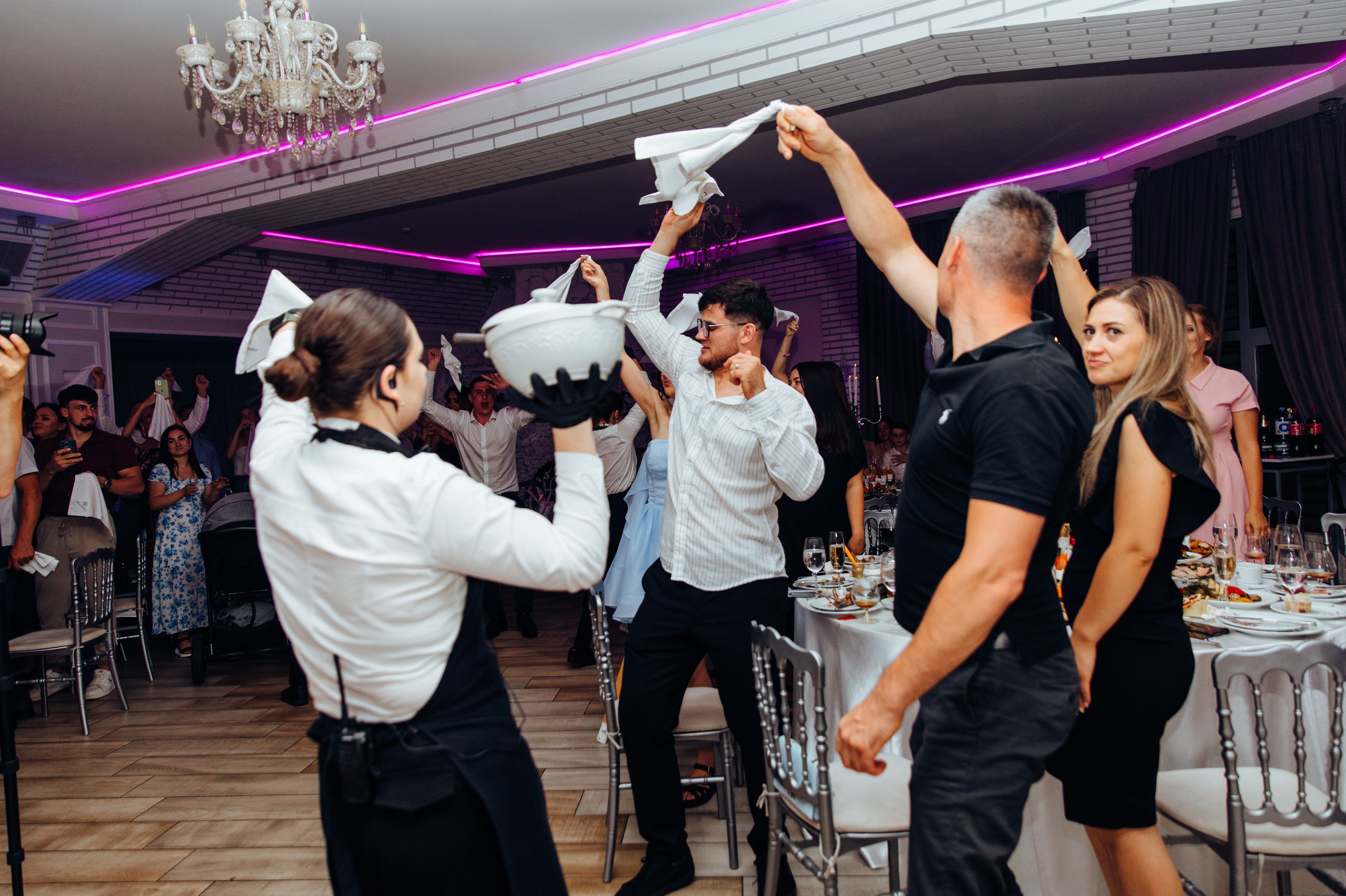 Antonia. Fotograf de nuntă și evenimente private!