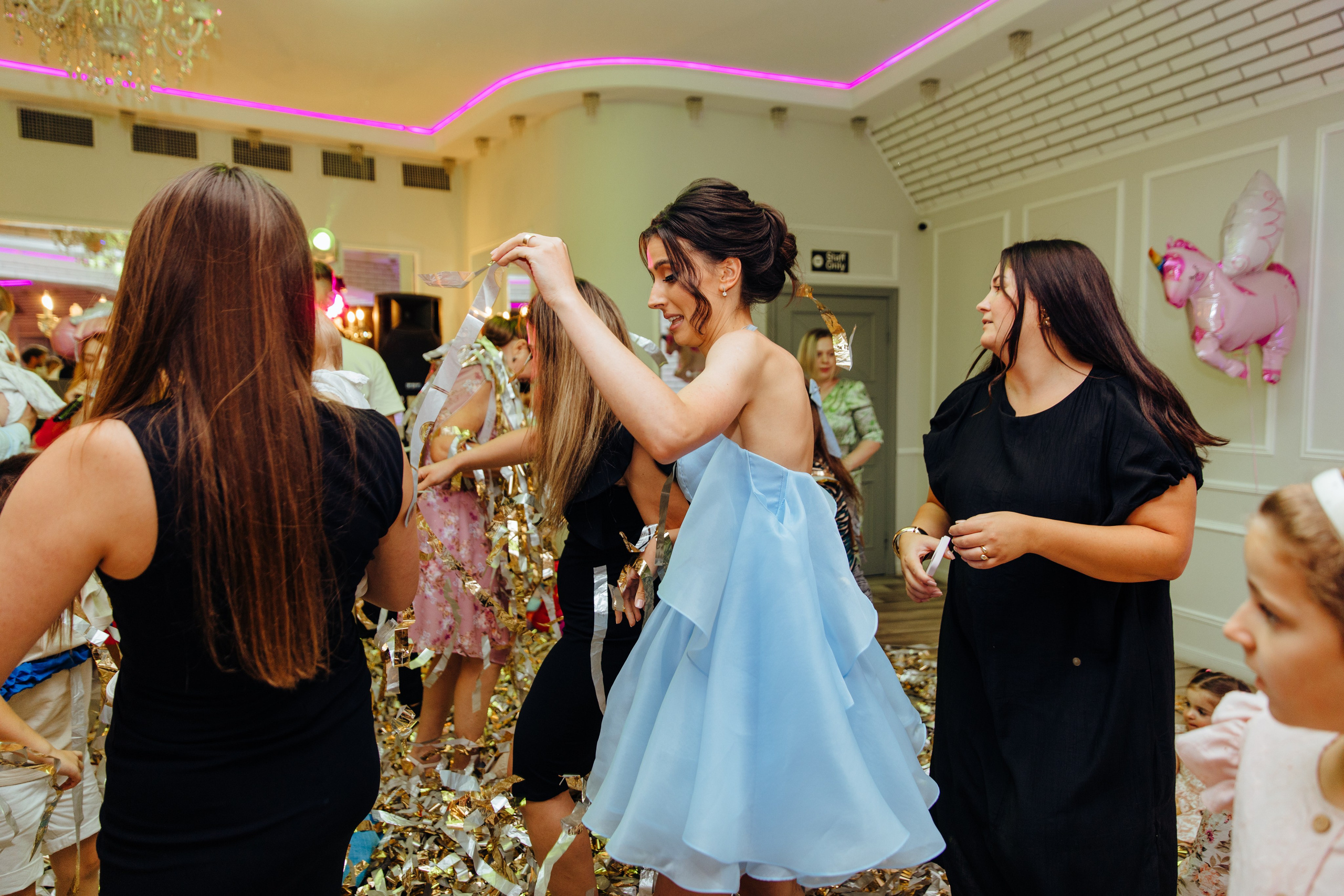 Antonia. Fotograf de nuntă și evenimente private!