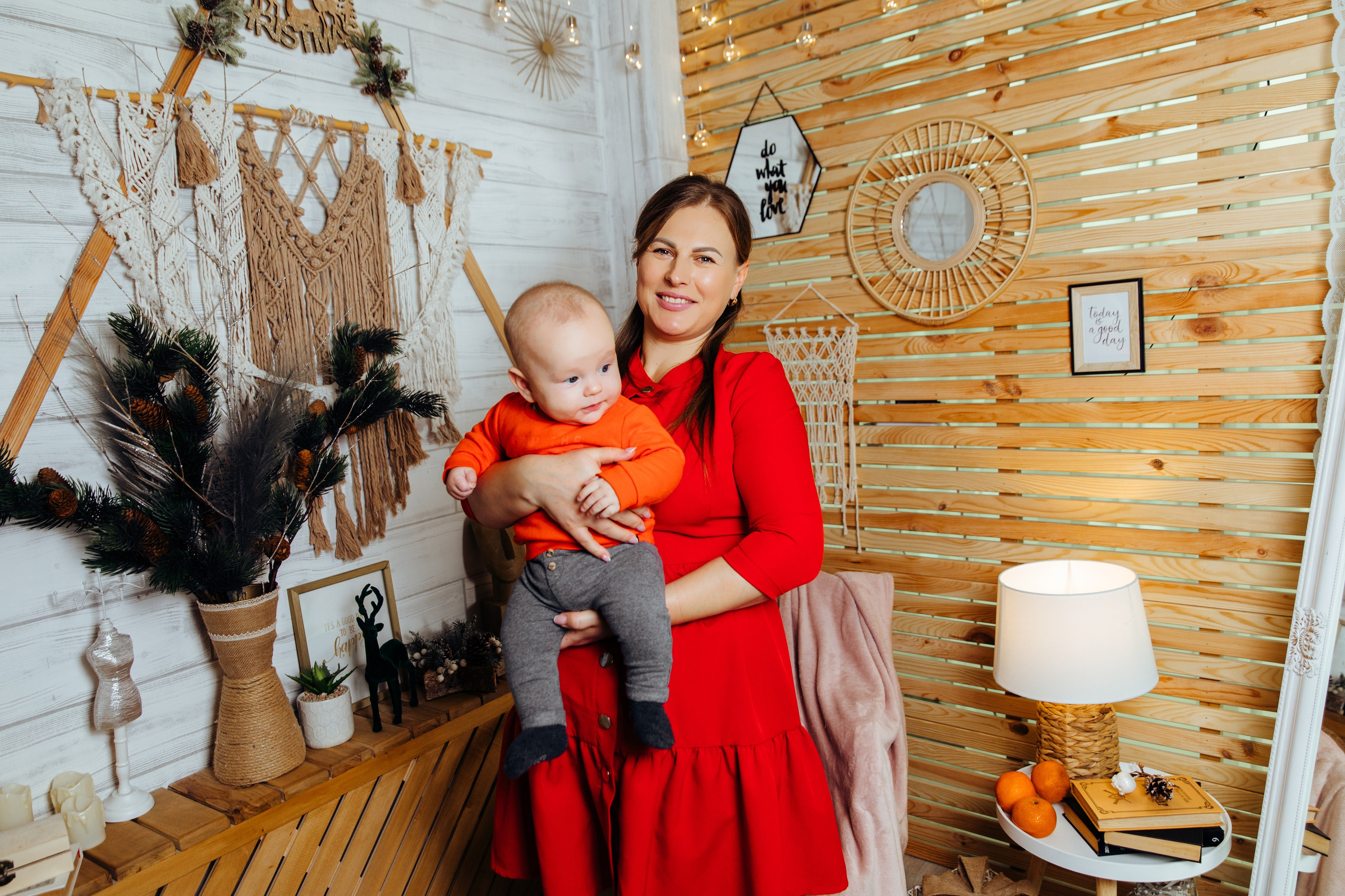 Magia sarbātorilor. Fotograf de nuntă și evenimente private!