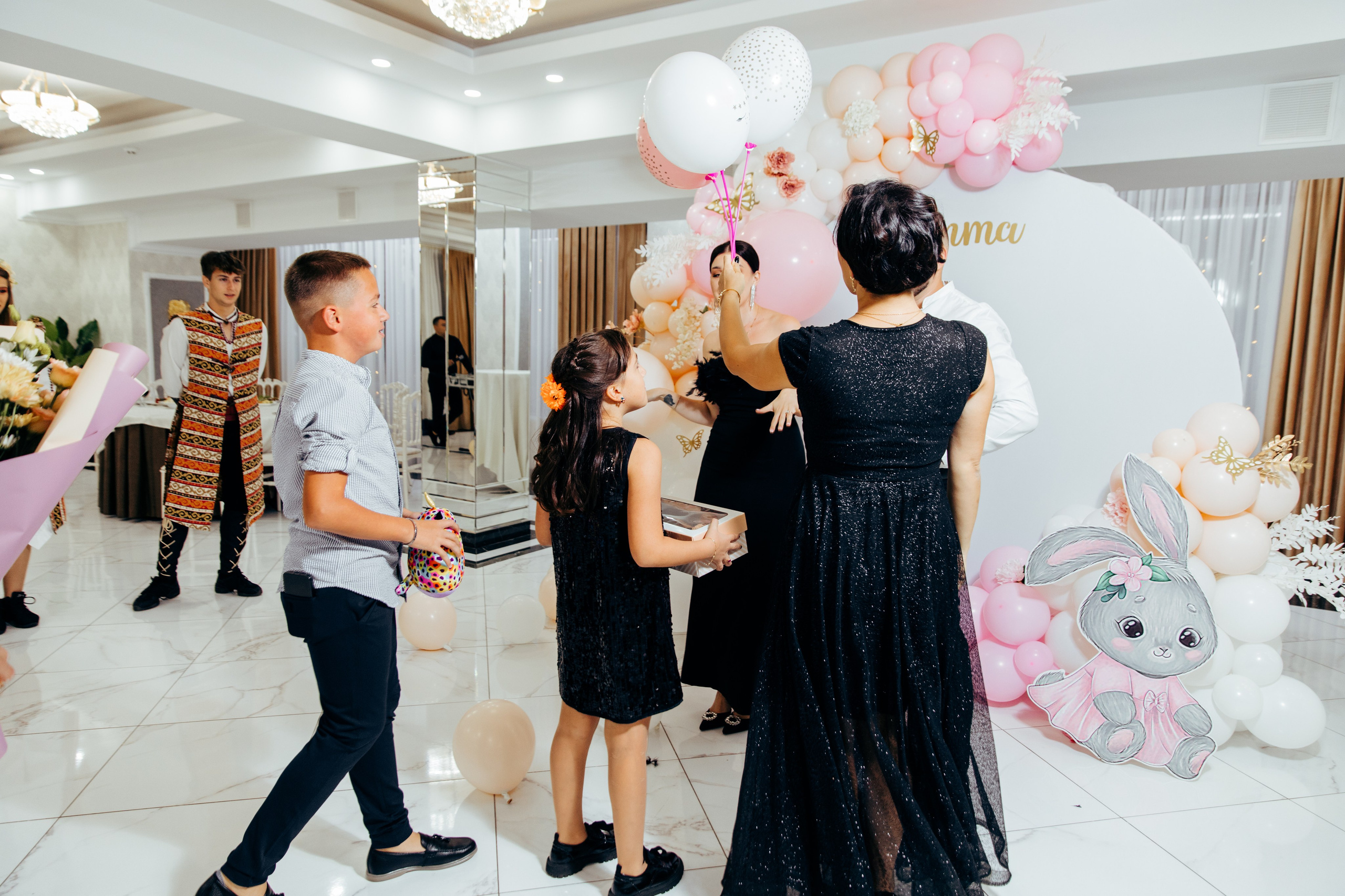 Emma. Fotograf de nuntă și evenimente private!