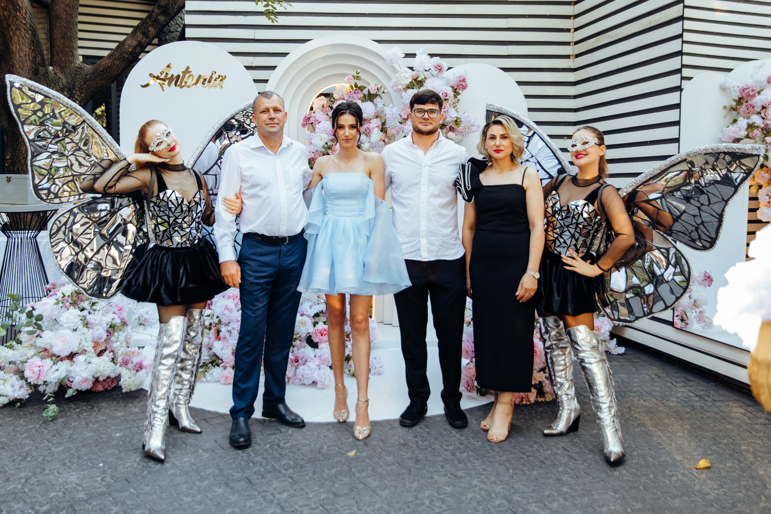 Antonia. Fotograf de nuntă și evenimente private!