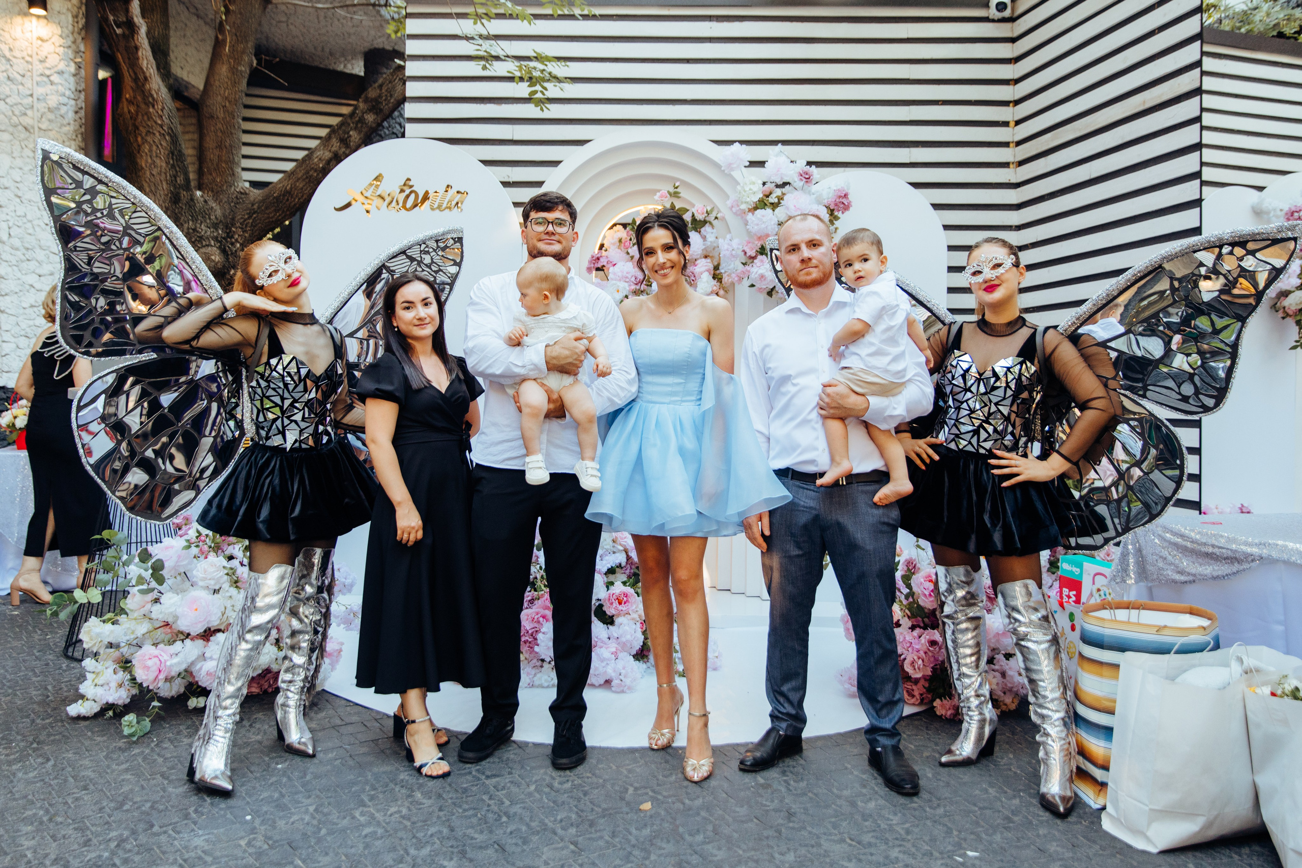 Antonia. Fotograf de nuntă și evenimente private!