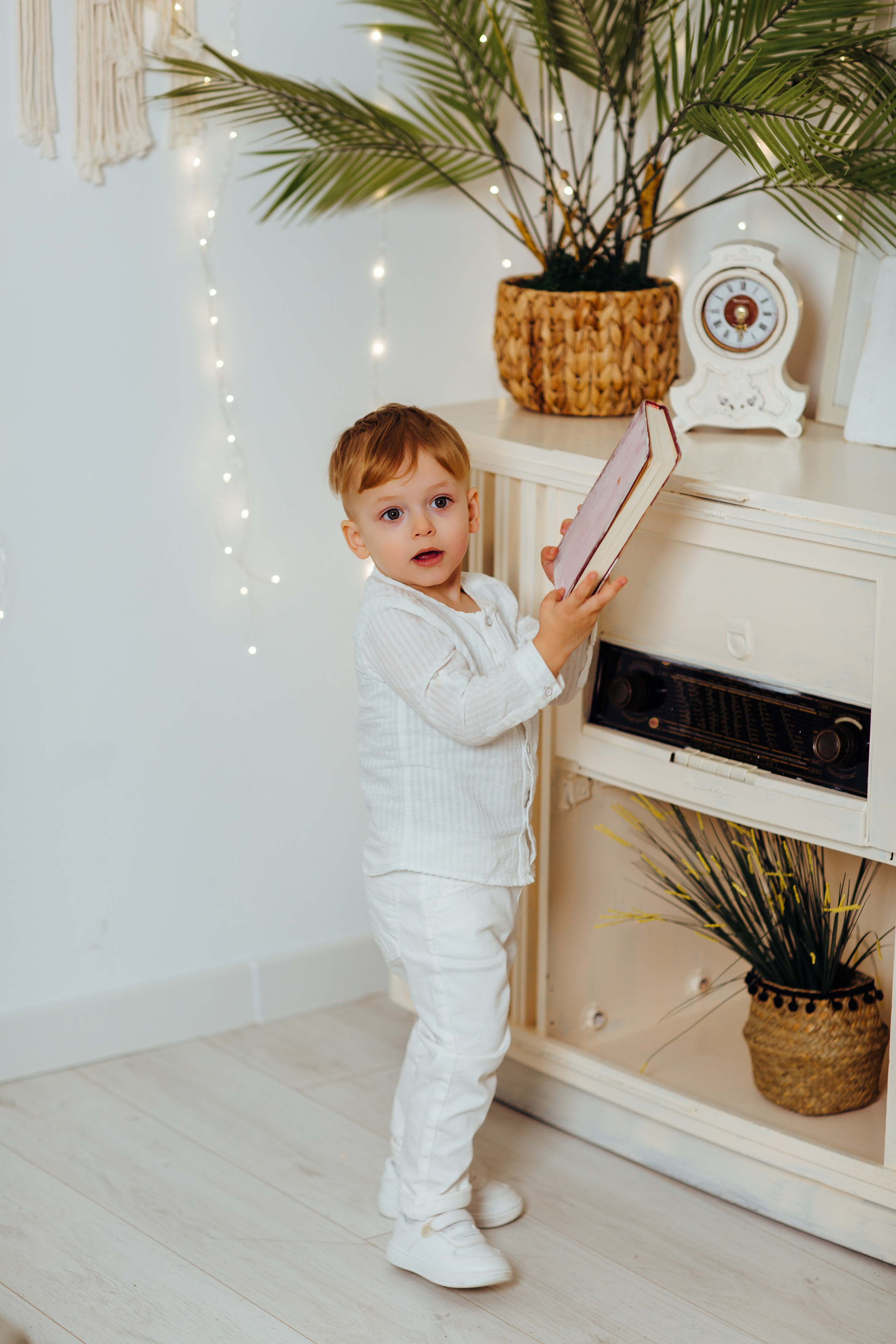 Magia sarbātorilor. Fotograf de nuntă și evenimente private!