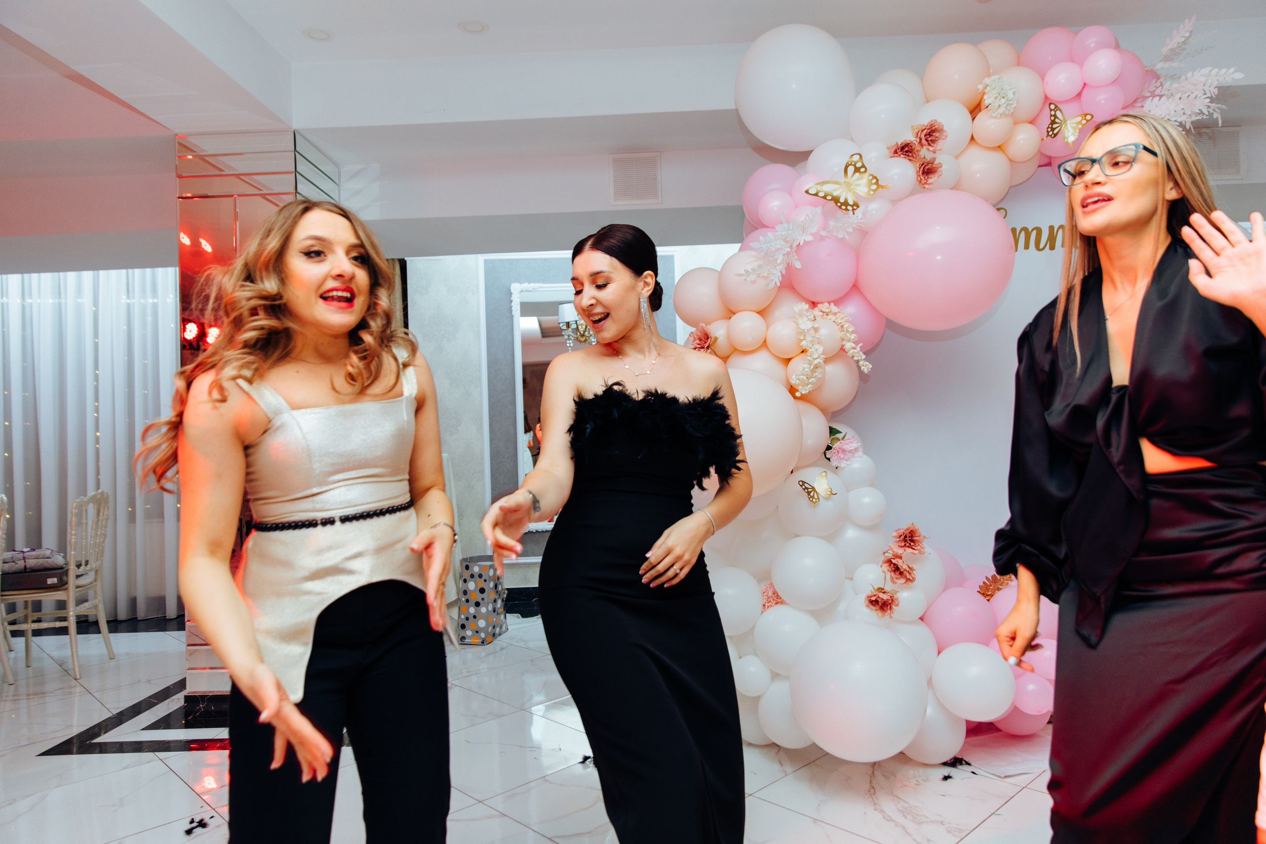 Emma. Fotograf de nuntă și evenimente private!