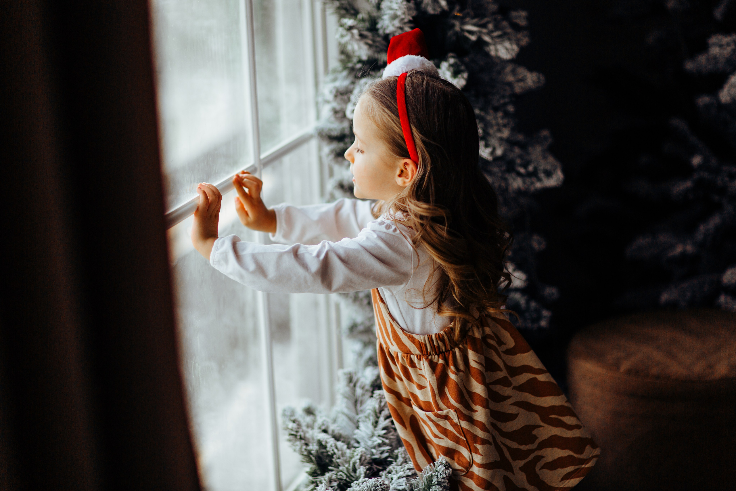 Magia sarbātorilor. Fotograf de nuntă și evenimente private!