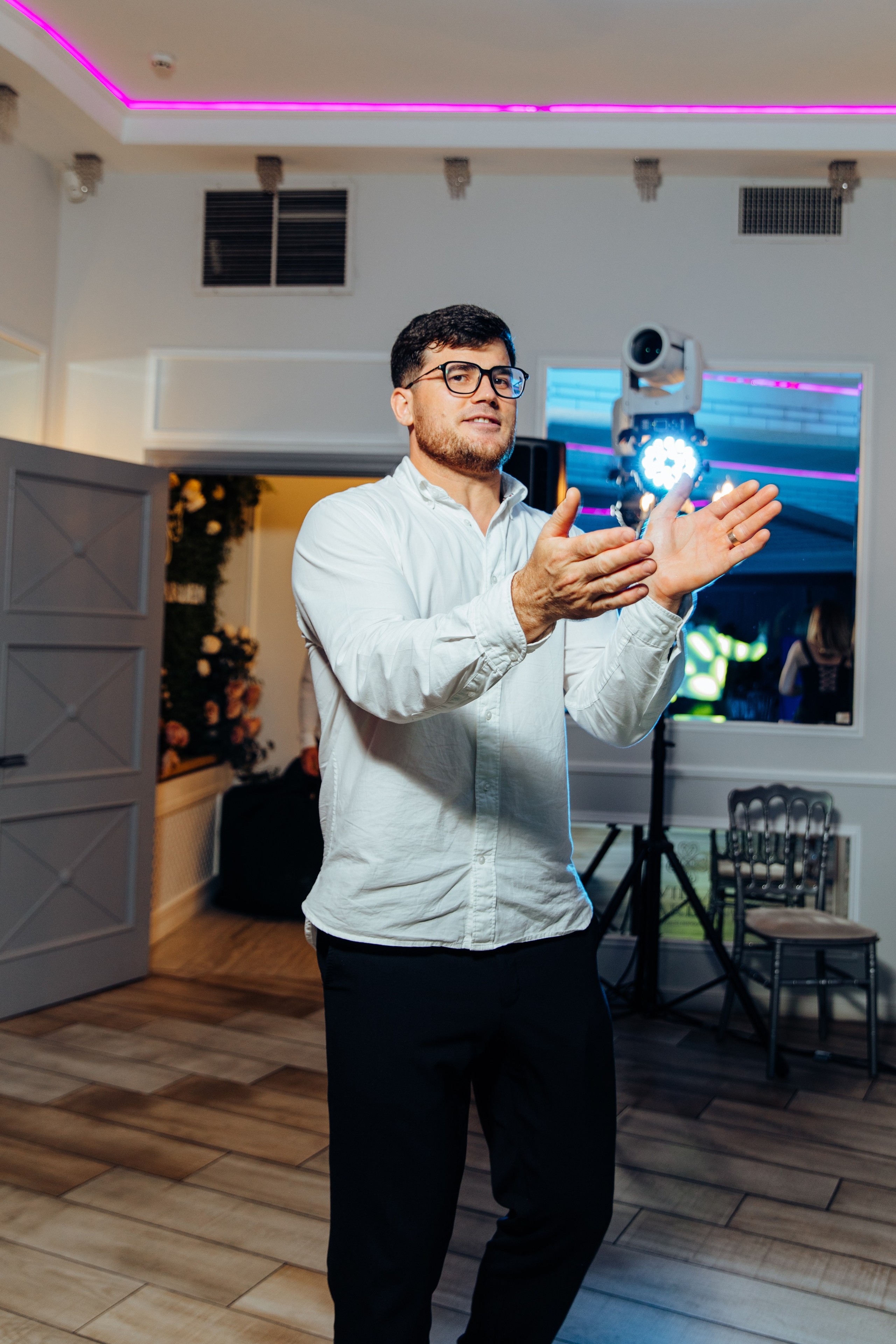 Antonia. Fotograf de nuntă și evenimente private!