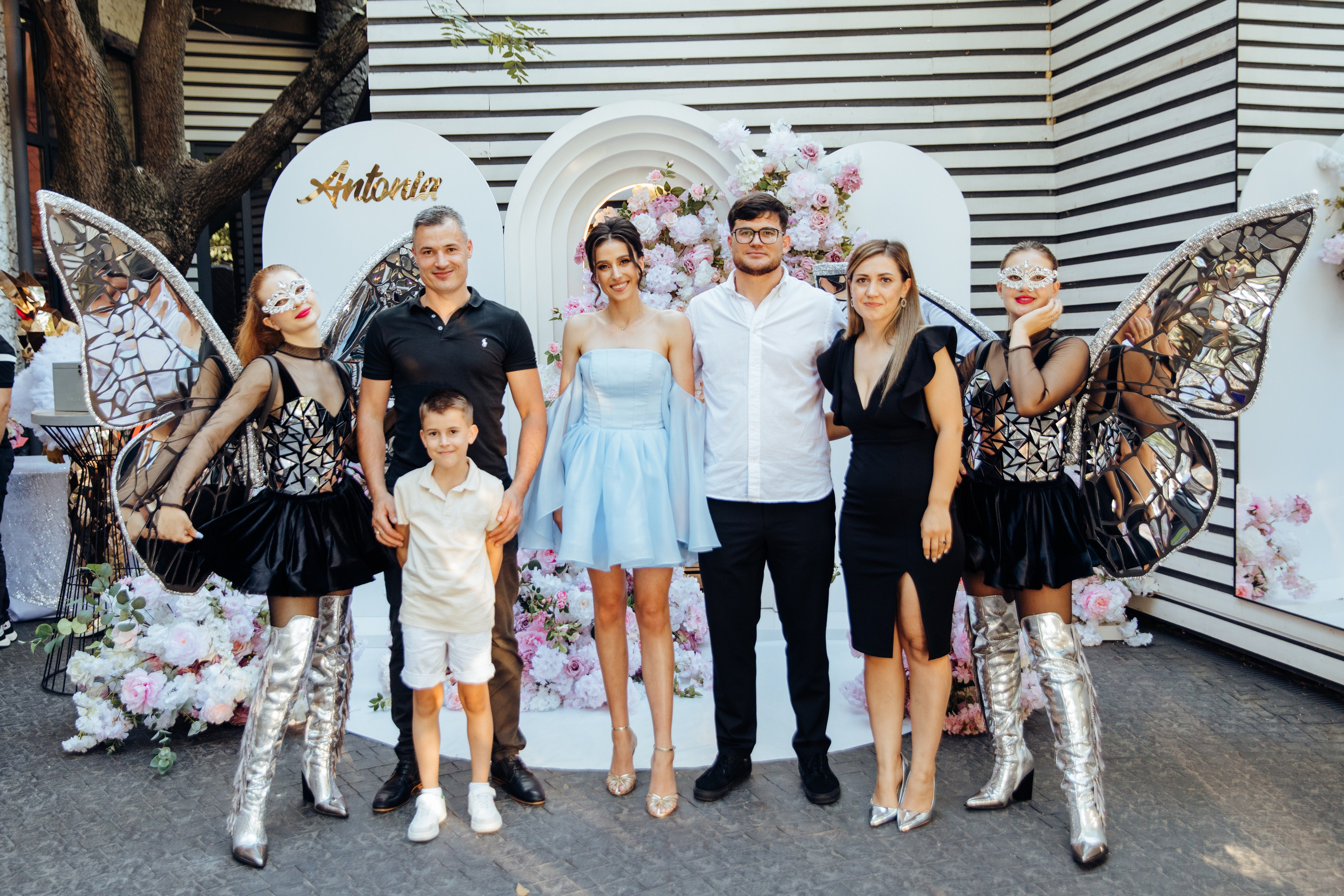 Antonia. Fotograf de nuntă și evenimente private!