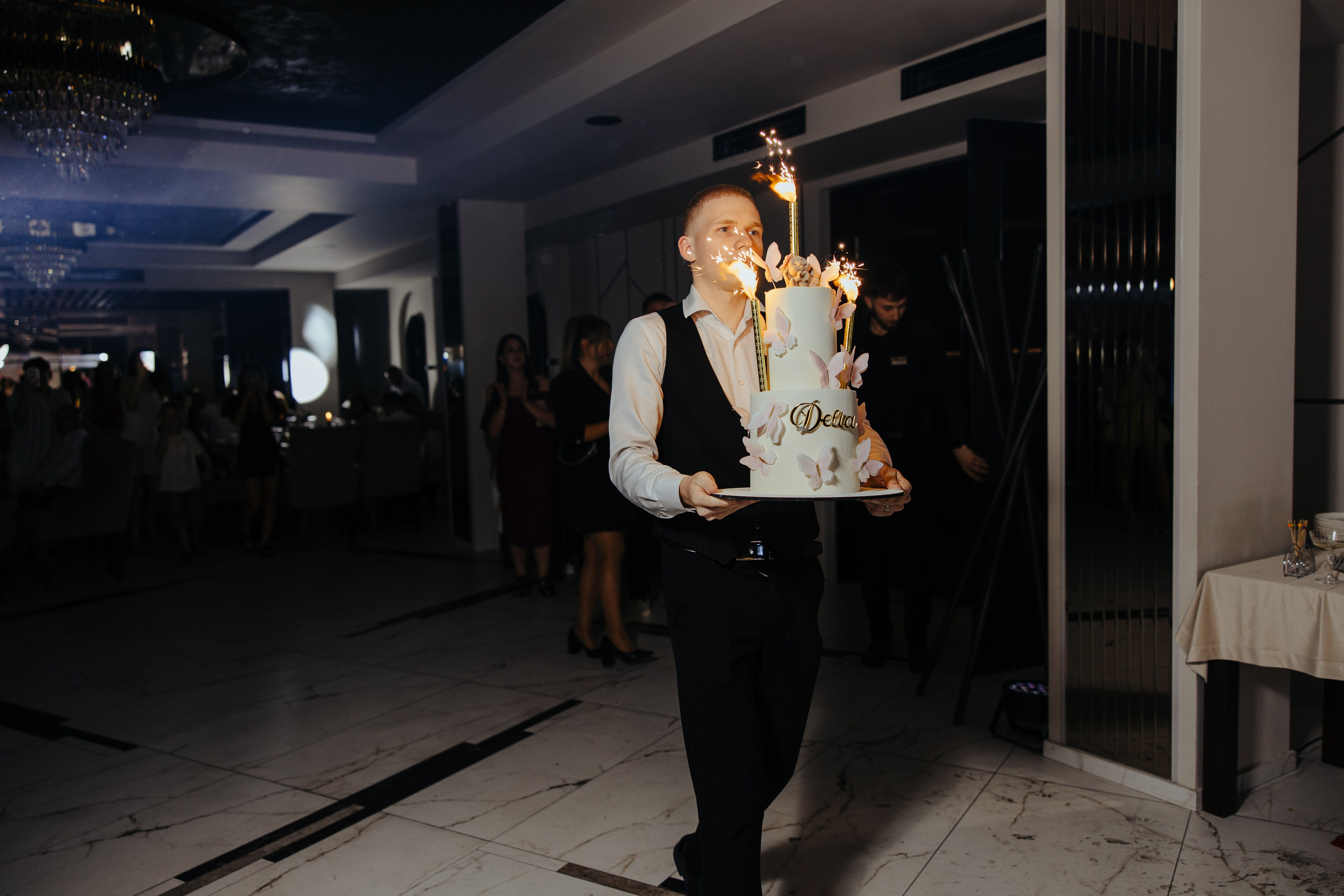 Delia. Fotograf de nuntă și evenimente private!