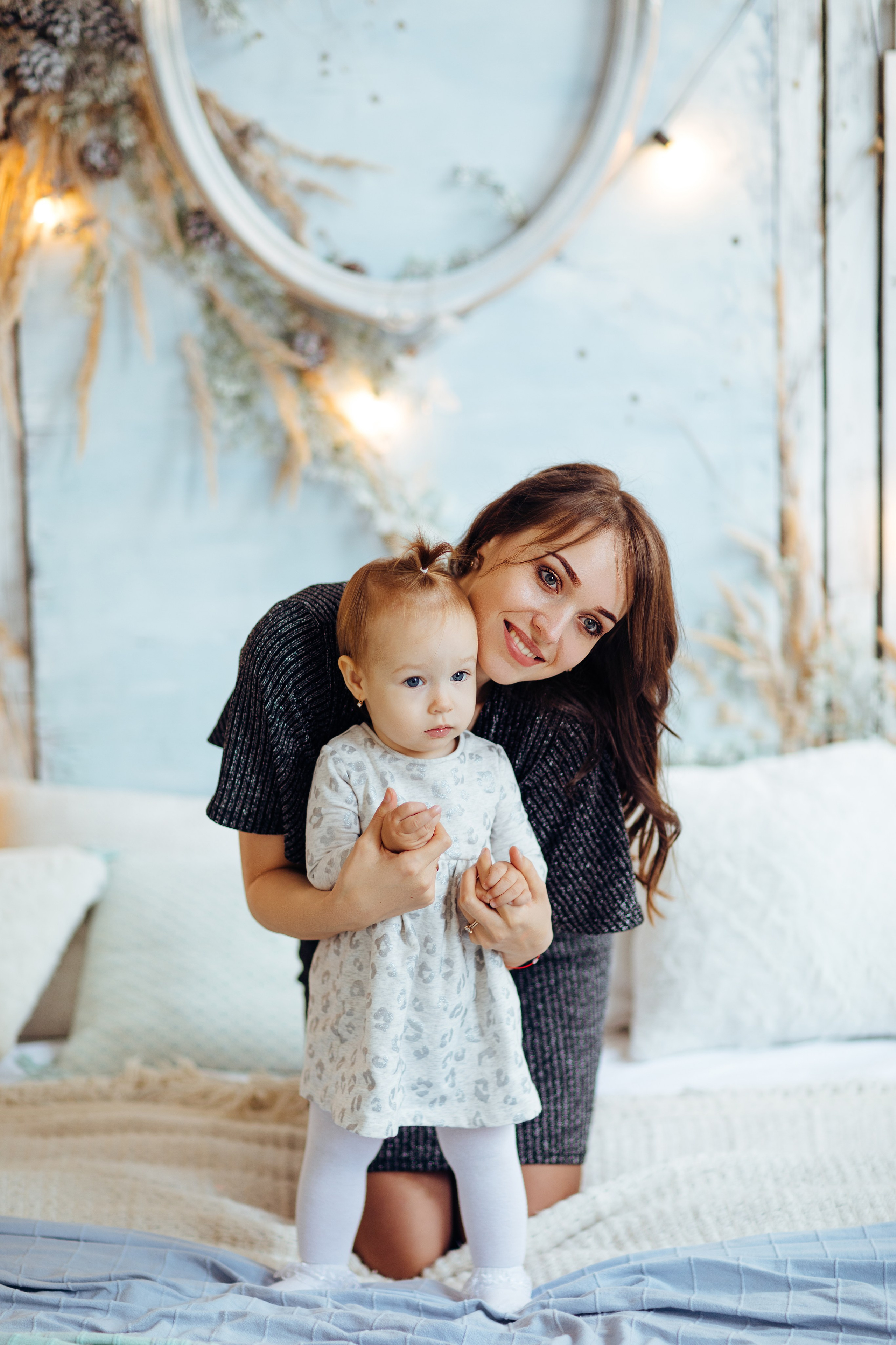 Magia sarbātorilor. Fotograf de nuntă și evenimente private!