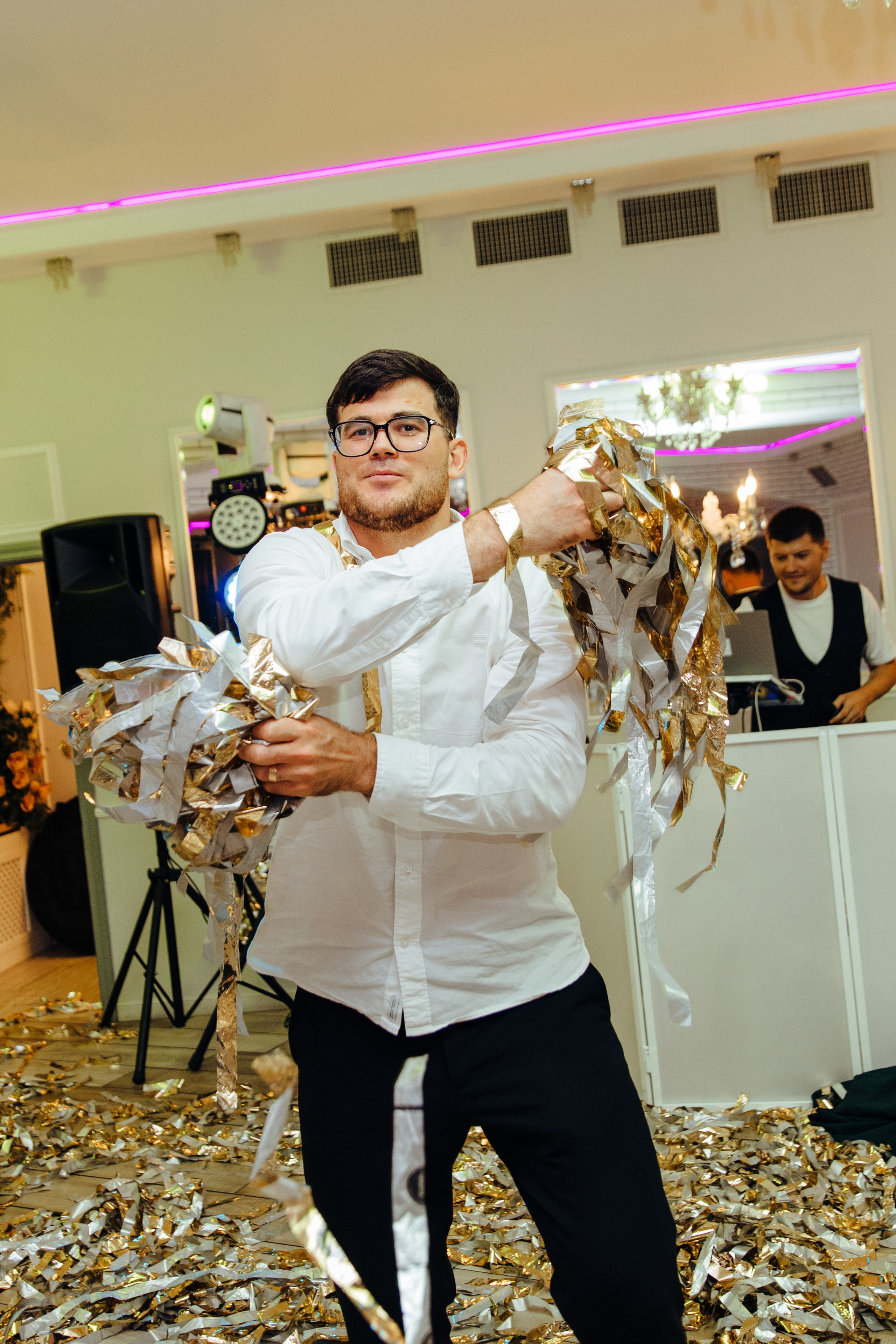 Antonia. Fotograf de nuntă și evenimente private!