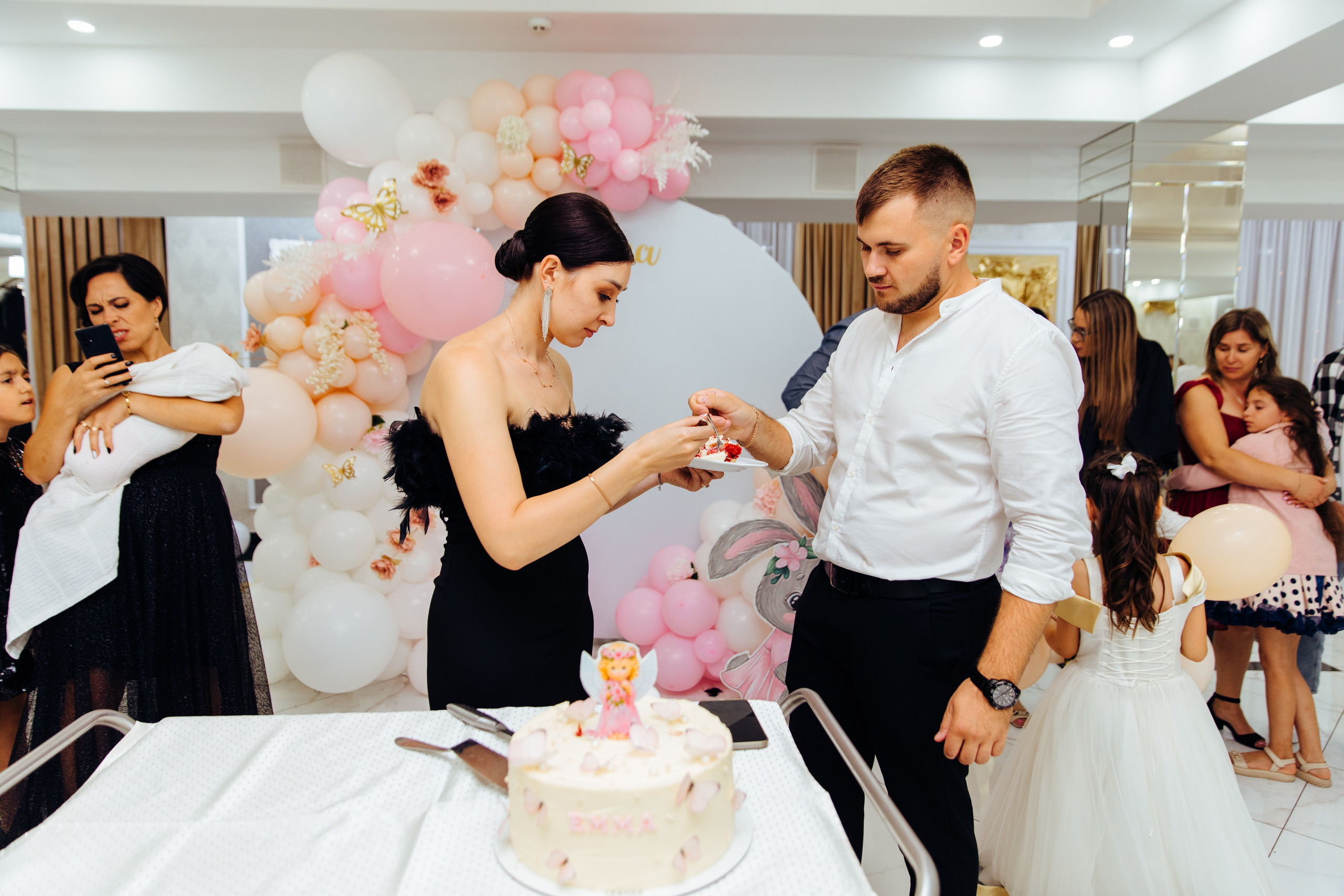 Emma. Fotograf de nuntă și evenimente private!