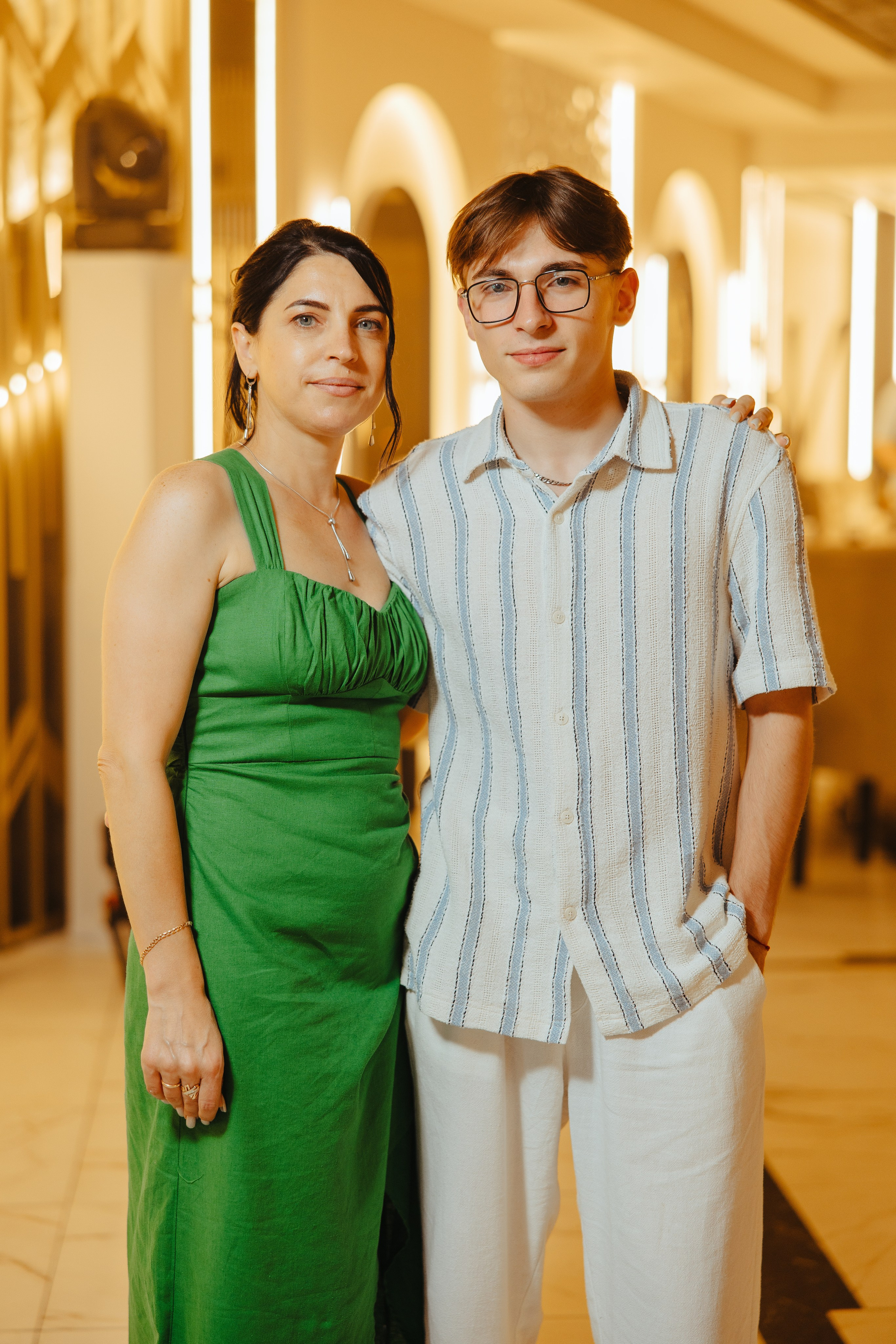 Delia. Fotograf de nuntă și evenimente private!