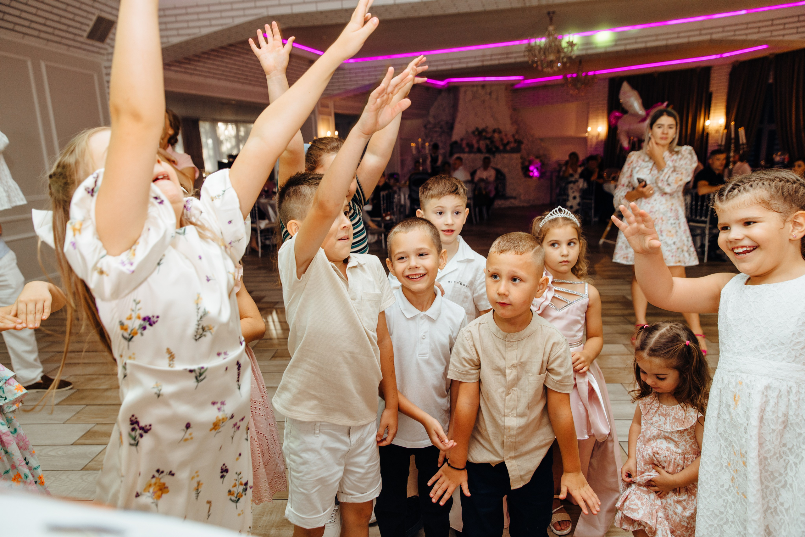 Antonia. Fotograf de nuntă și evenimente private!