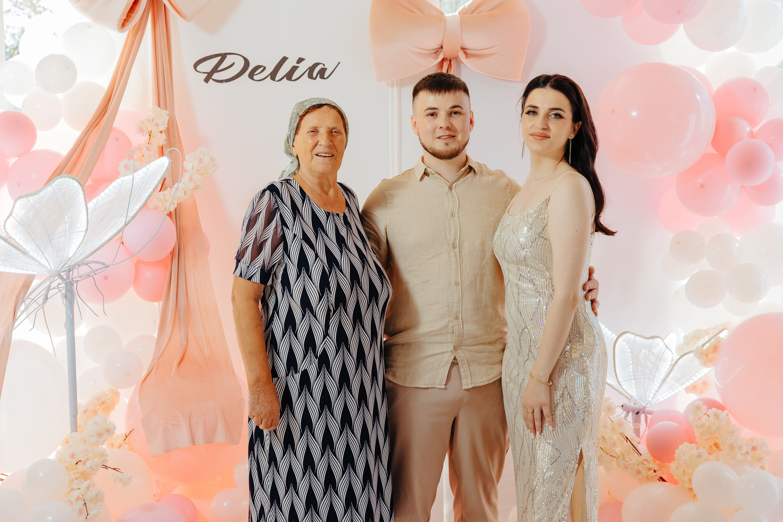 Delia. Fotograf de nuntă și evenimente private!