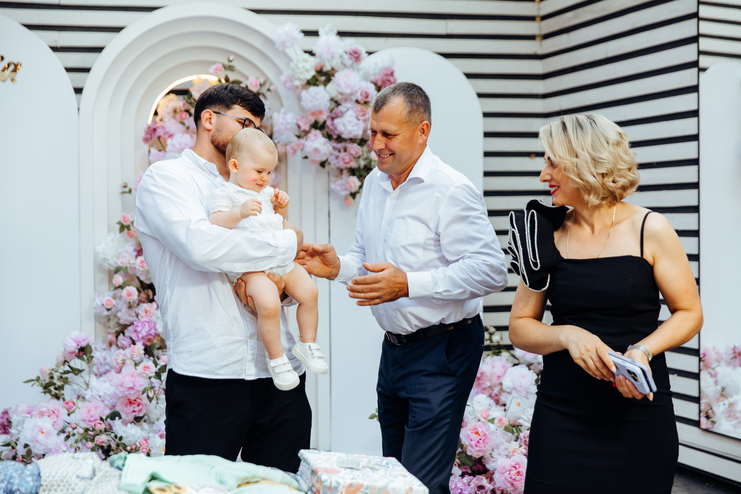 Antonia. Fotograf de nuntă și evenimente private!