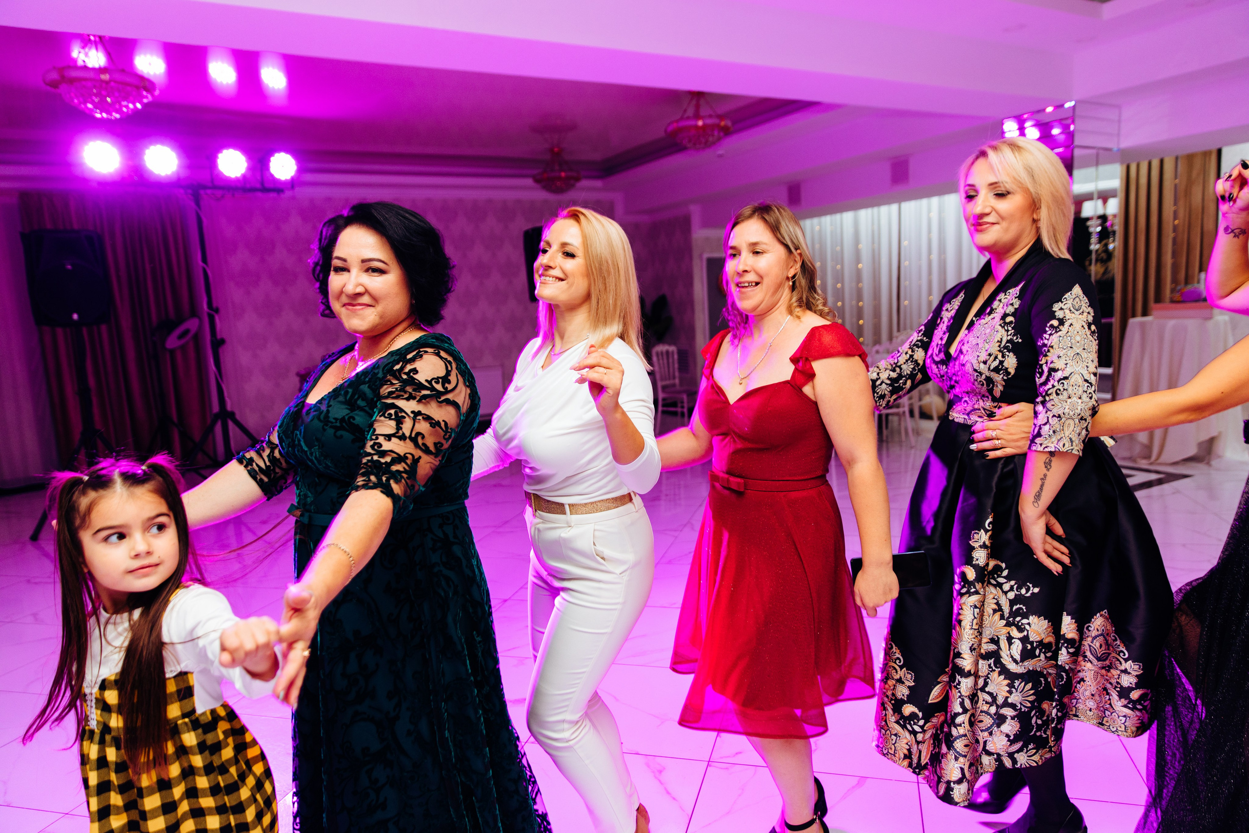 Emma. Fotograf de nuntă și evenimente private!