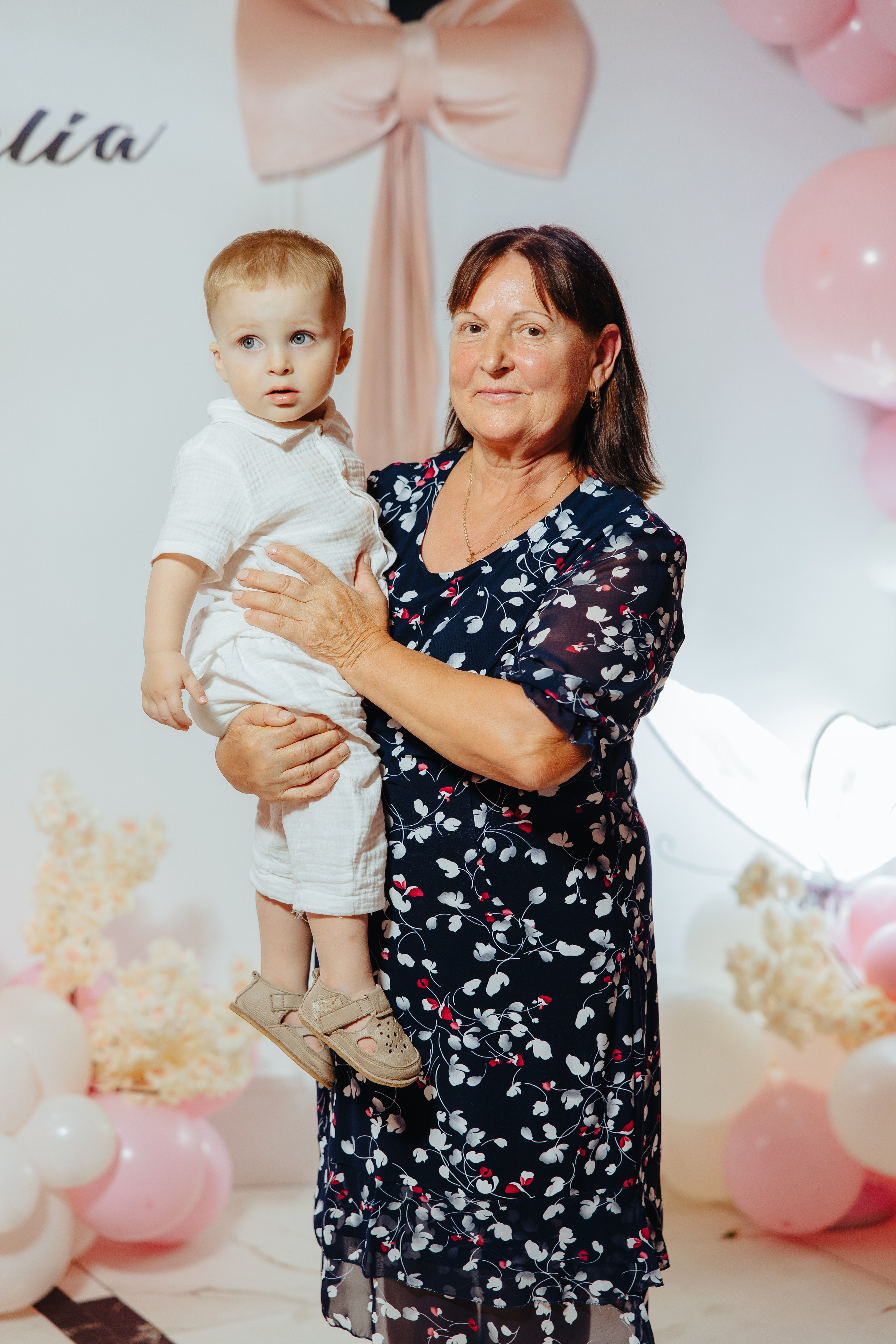 Delia. Fotograf de nuntă și evenimente private!