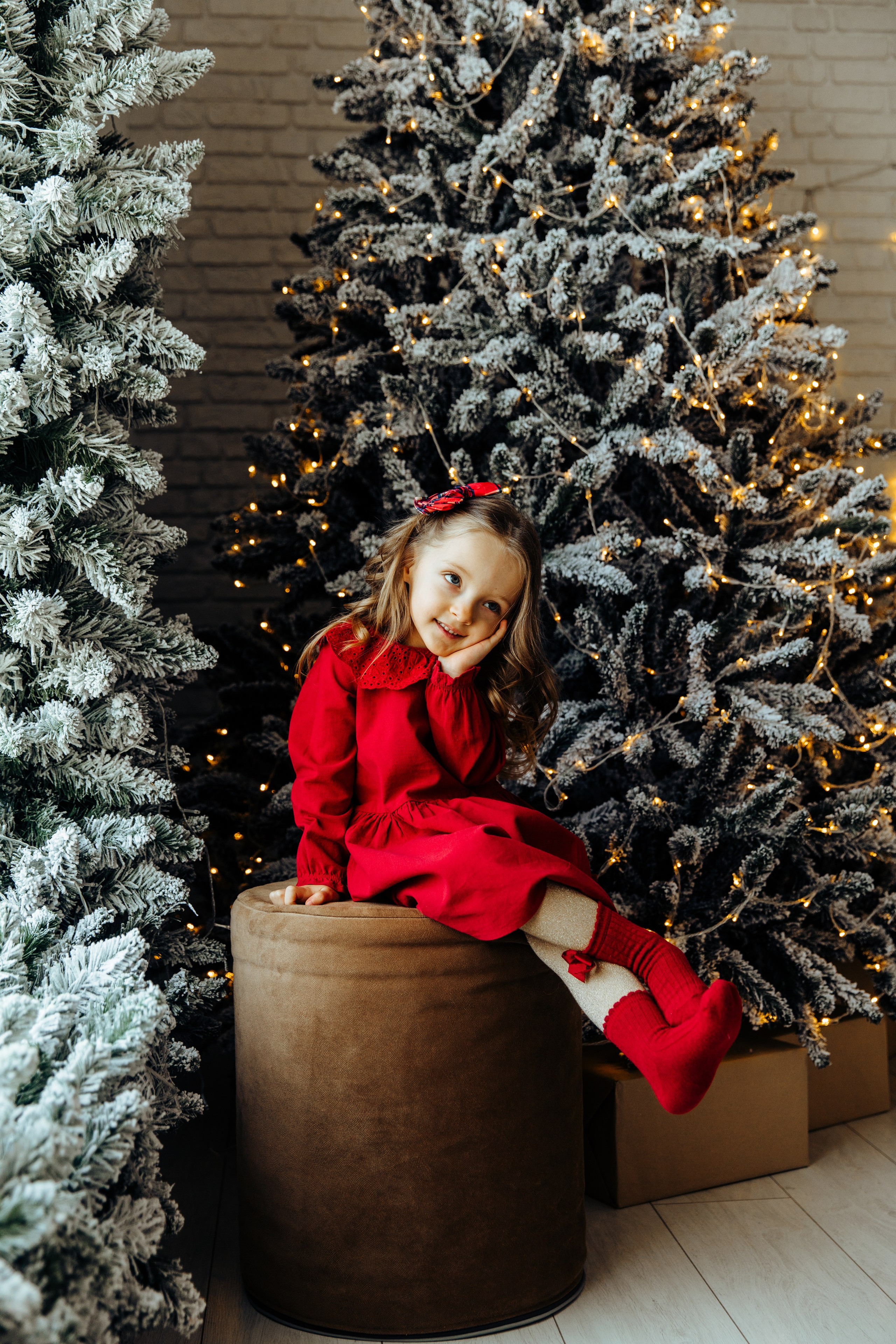 Magia sarbātorilor. Fotograf de nuntă și evenimente private!