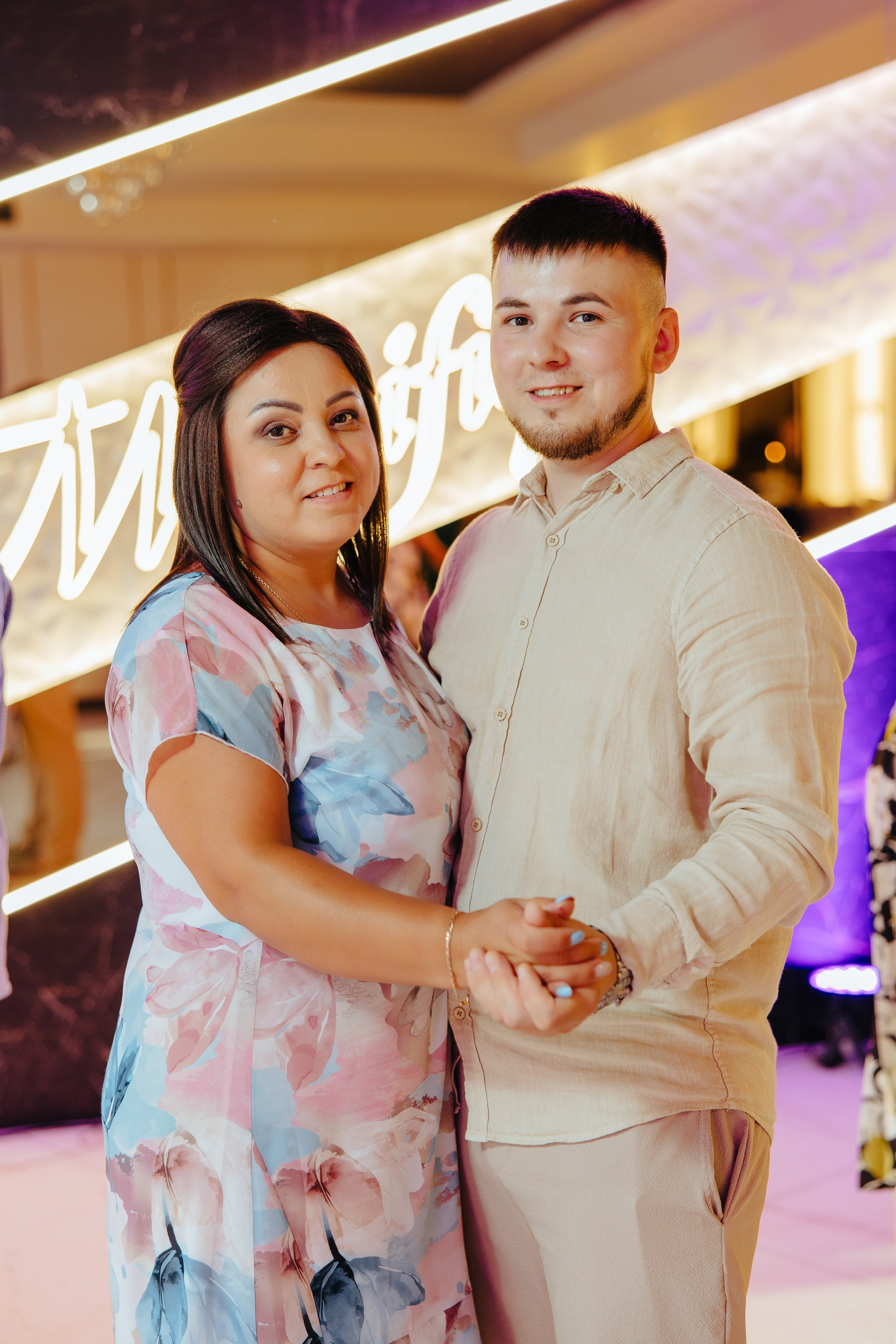 Delia. Fotograf de nuntă și evenimente private!