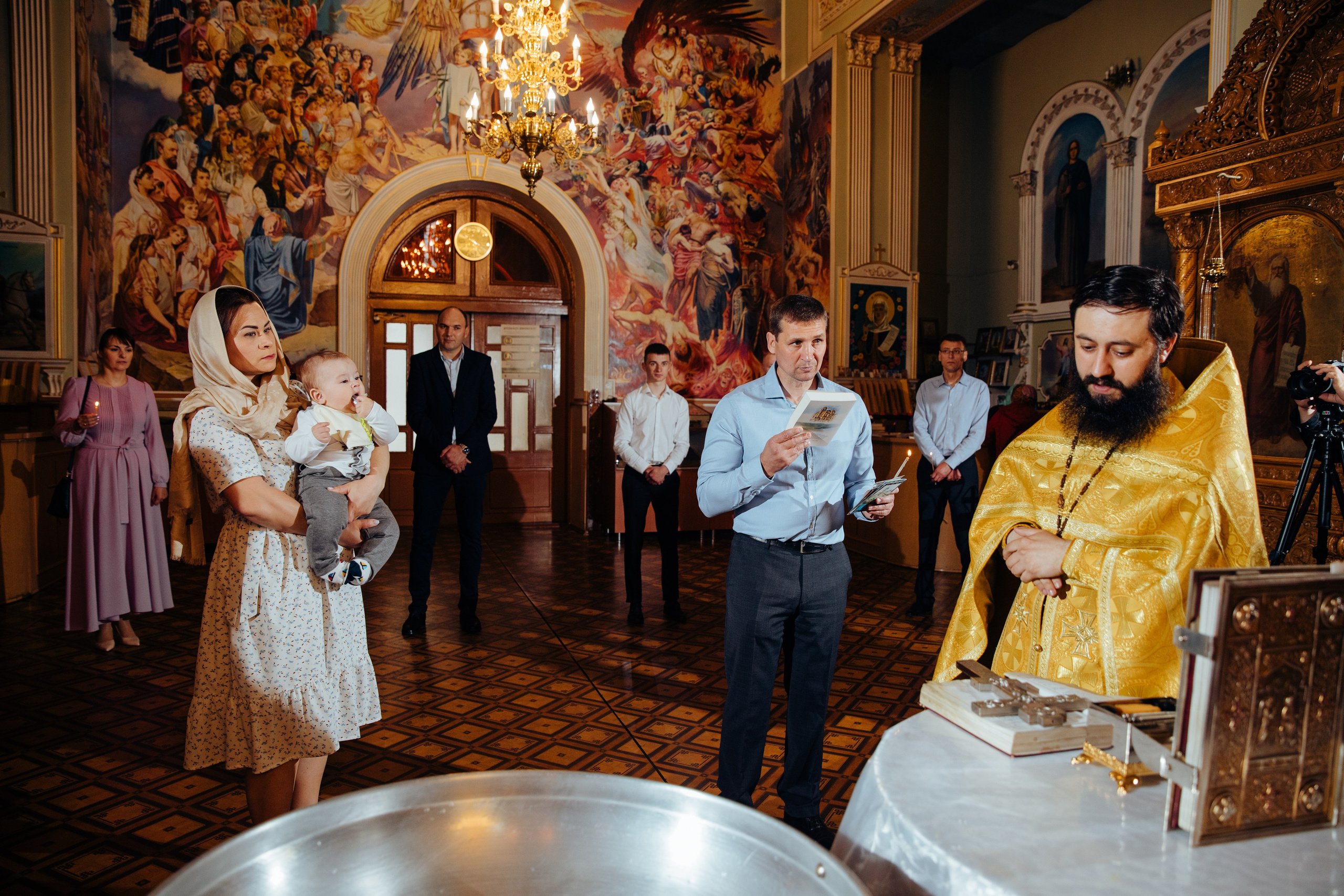 Botez Bogdan. Fotograf de nuntă și evenimente private!