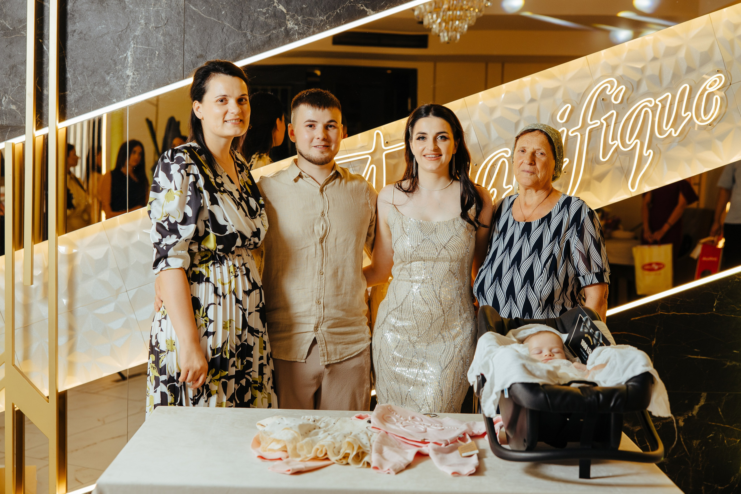 Delia. Fotograf de nuntă și evenimente private!