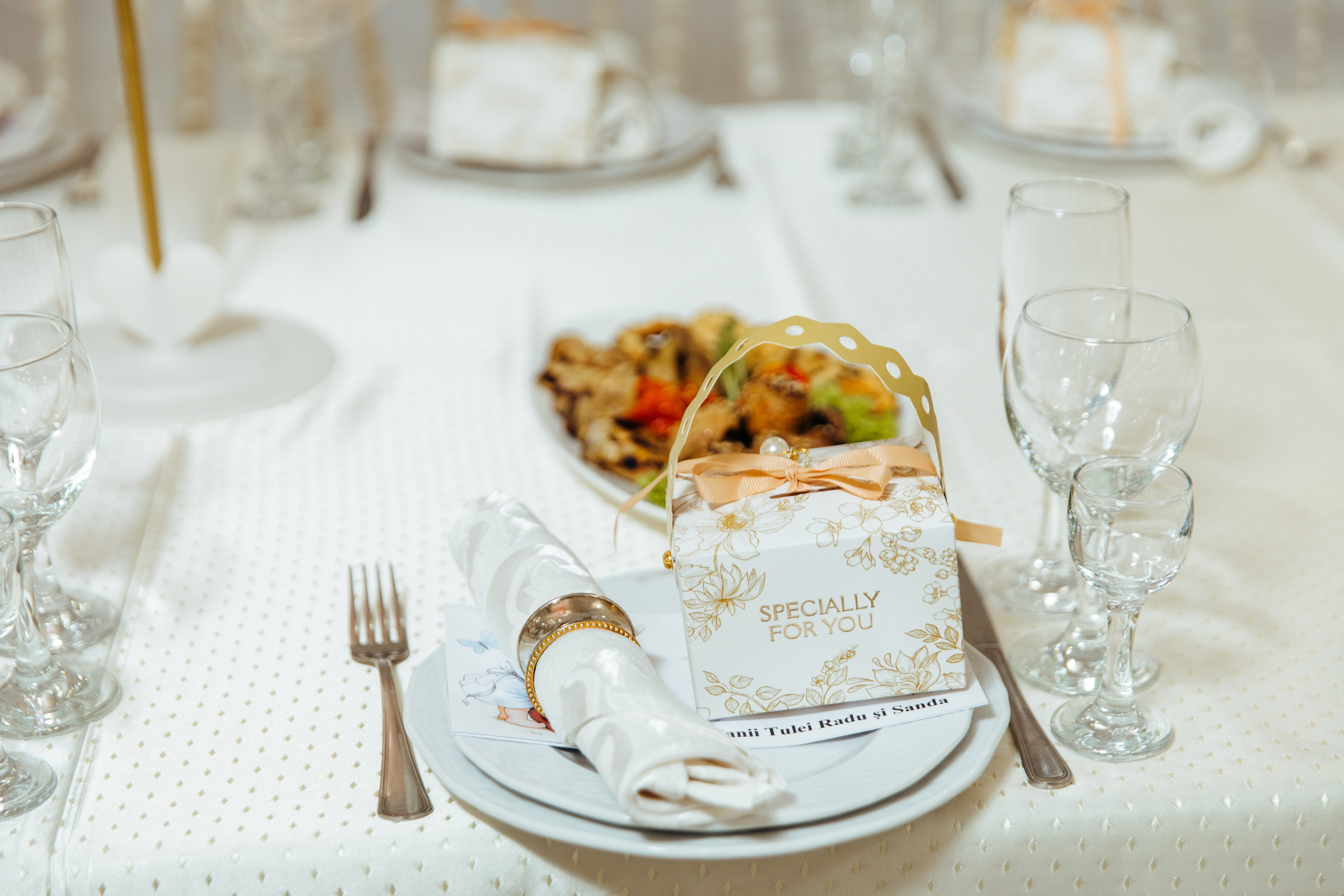 Emma. Fotograf de nuntă și evenimente private!