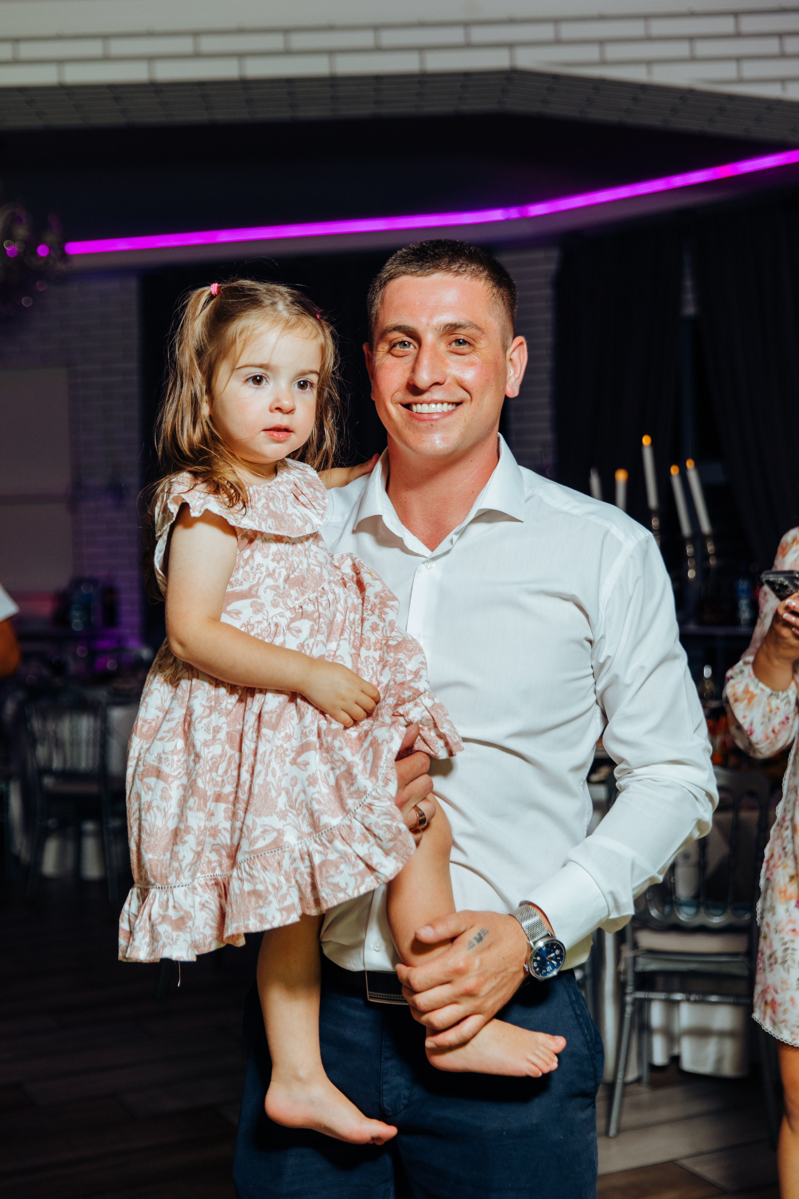 Antonia. Fotograf de nuntă și evenimente private!