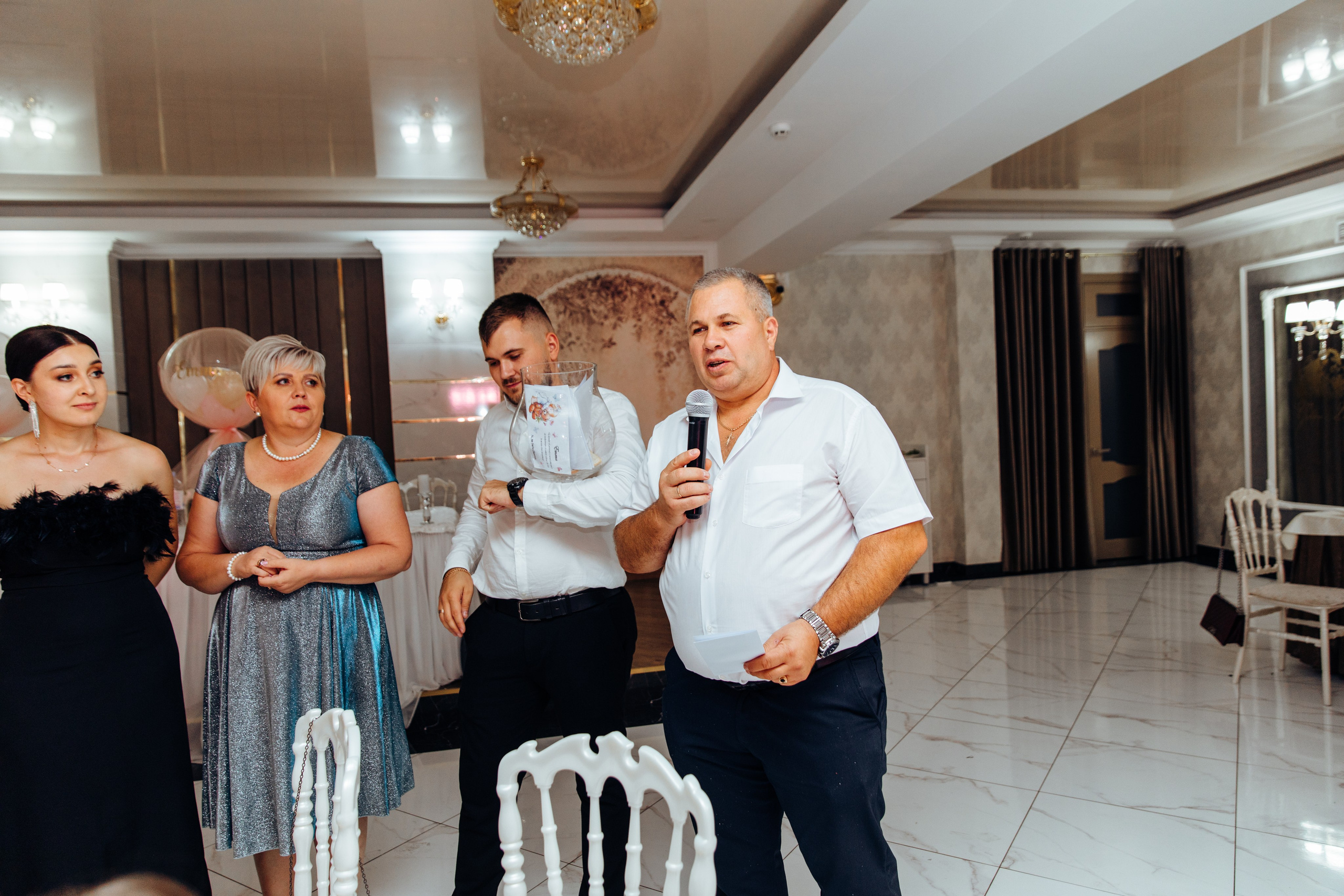 Emma. Fotograf de nuntă și evenimente private!