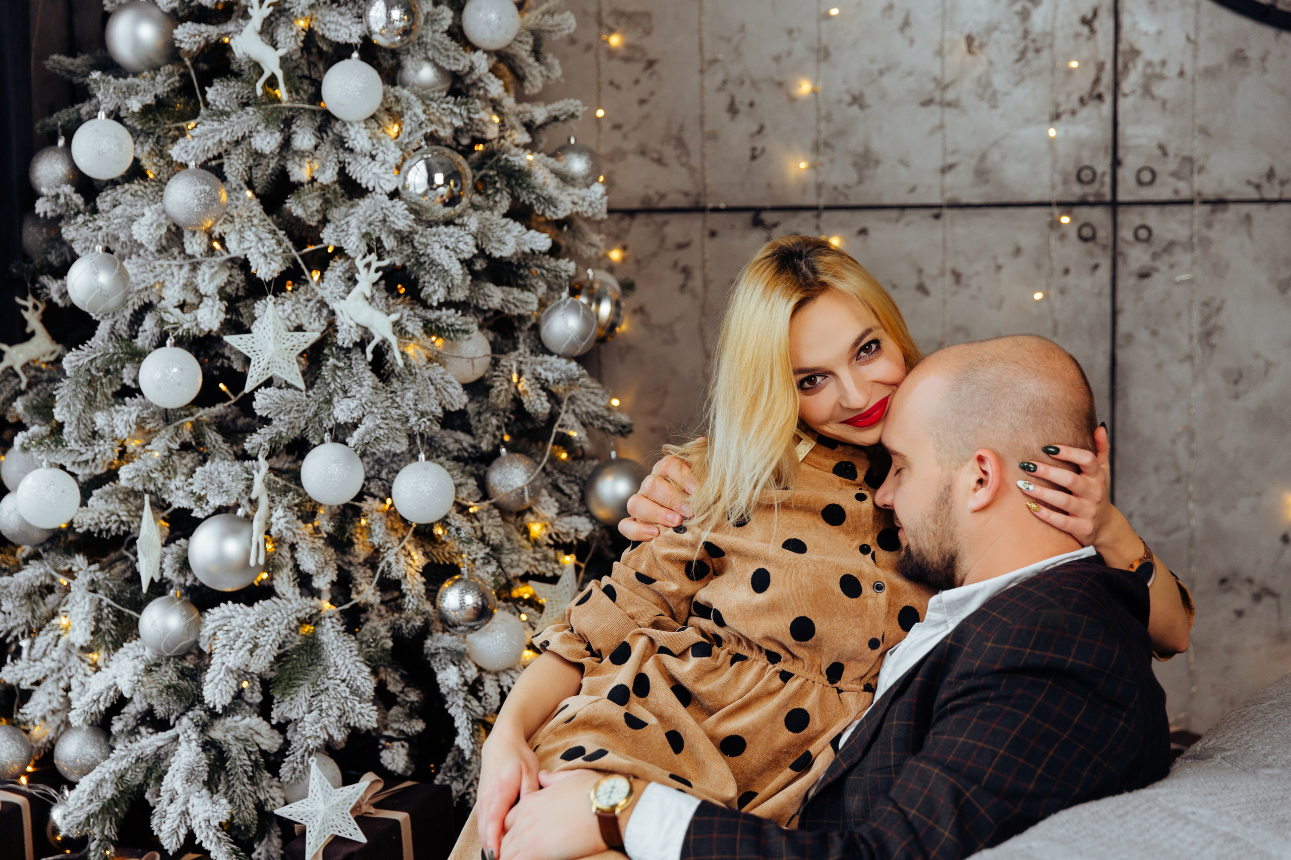 Magia sarbātorilor. Fotograf de nuntă și evenimente private!