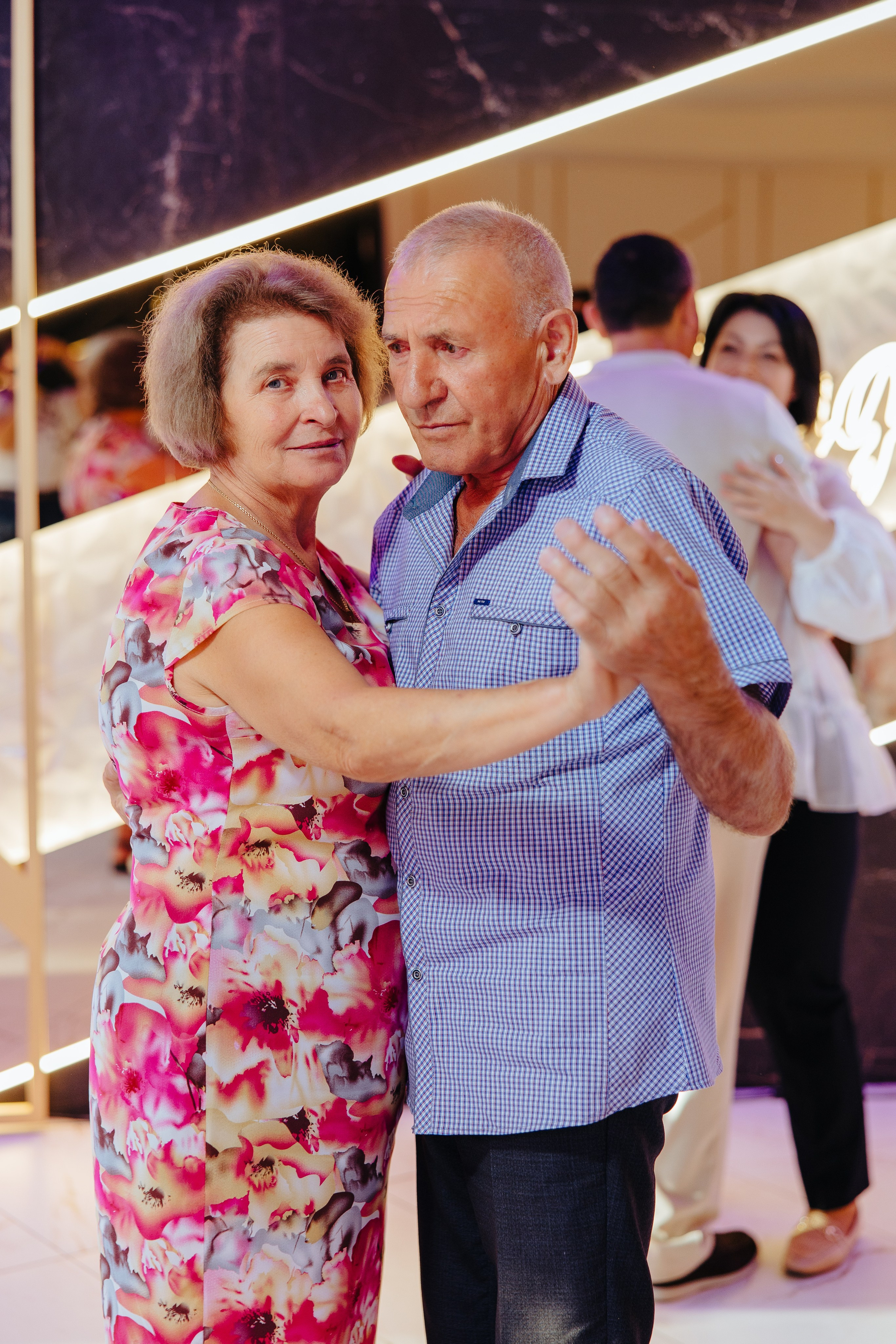 Delia. Fotograf de nuntă și evenimente private!