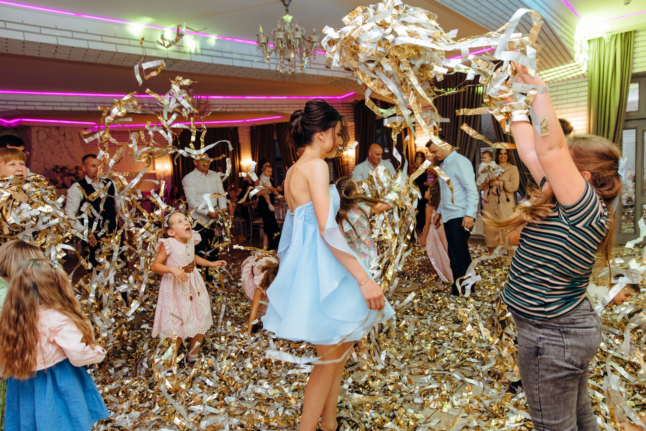 Antonia. Fotograf de nuntă și evenimente private!