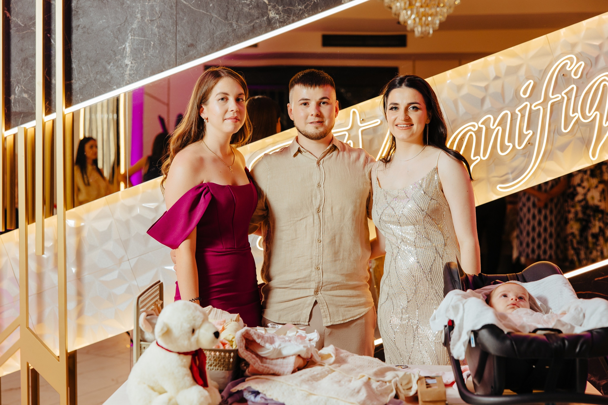 Delia. Fotograf de nuntă și evenimente private!