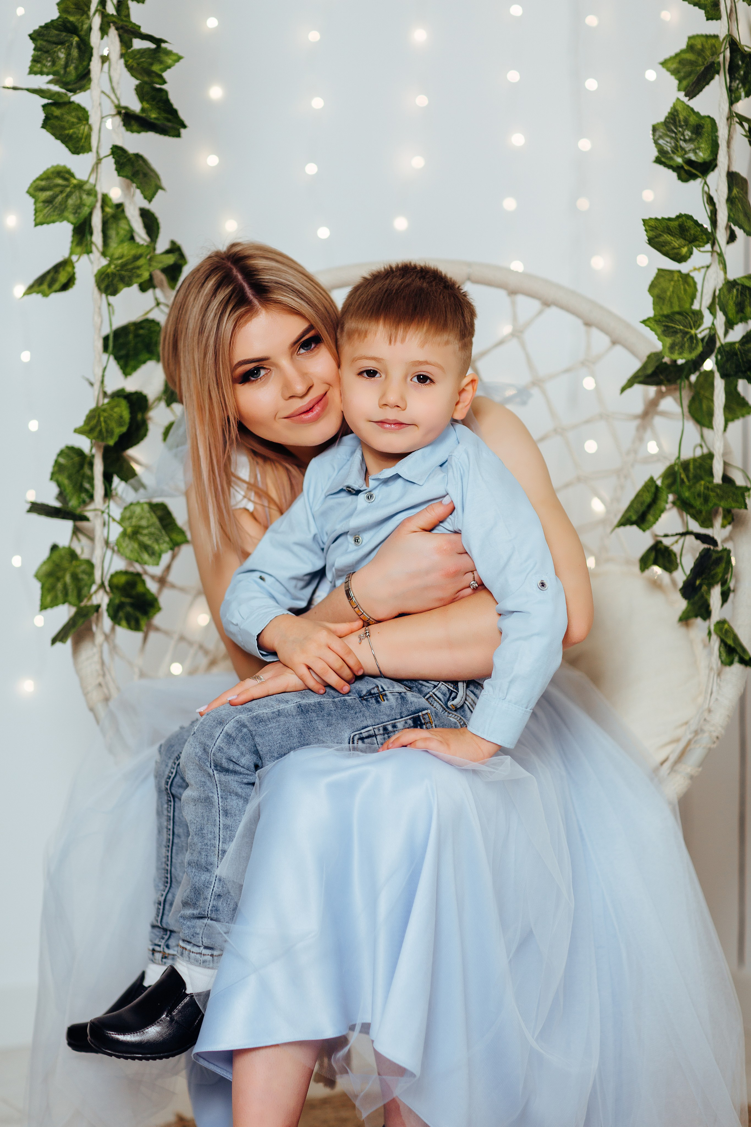 Magia sarbātorilor. Fotograf de nuntă și evenimente private!