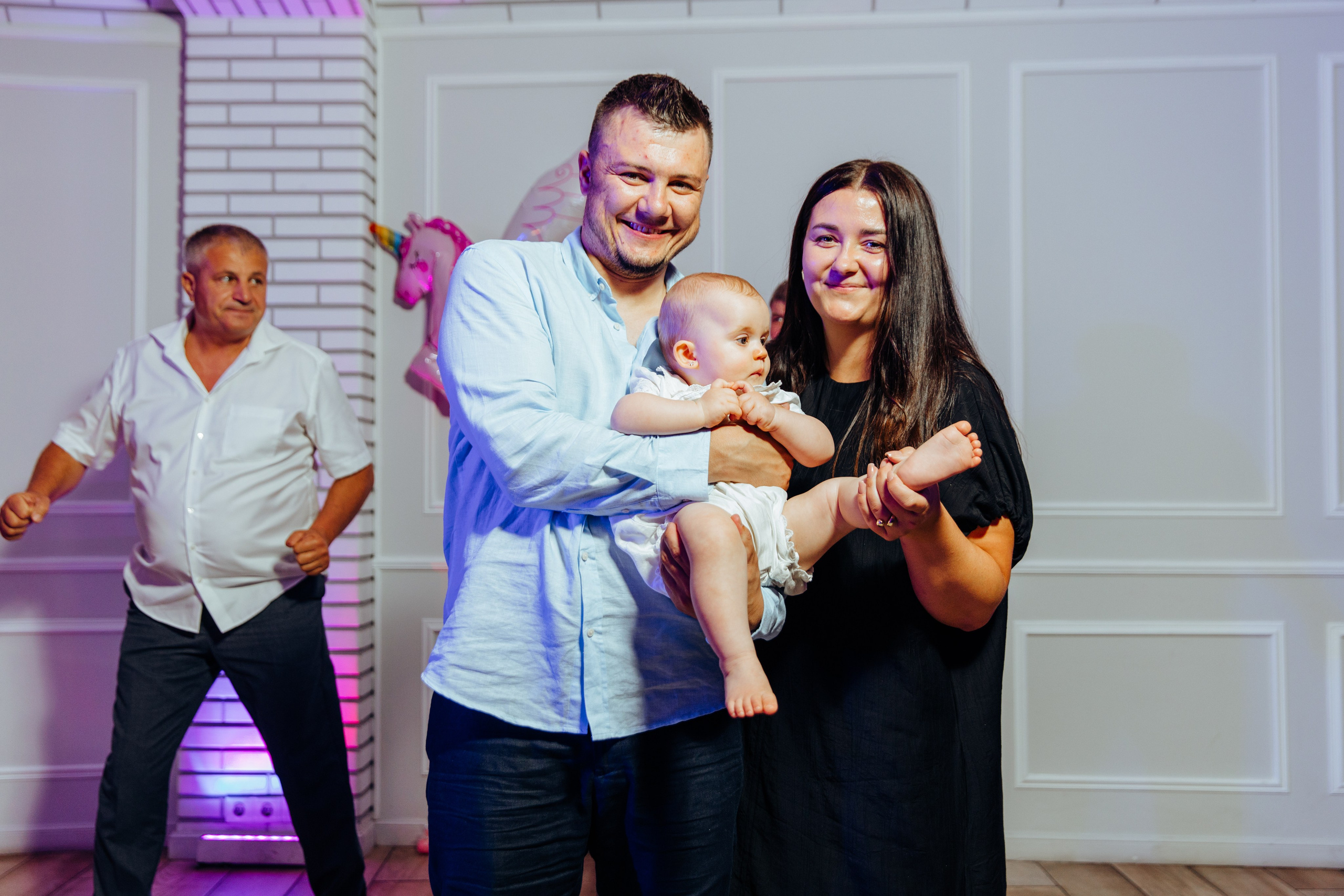 Antonia. Fotograf de nuntă și evenimente private!