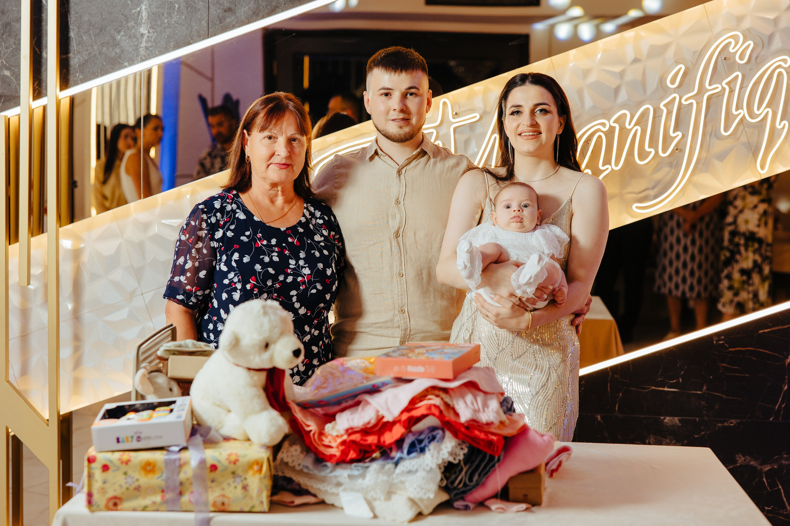 Delia. Fotograf de nuntă și evenimente private!