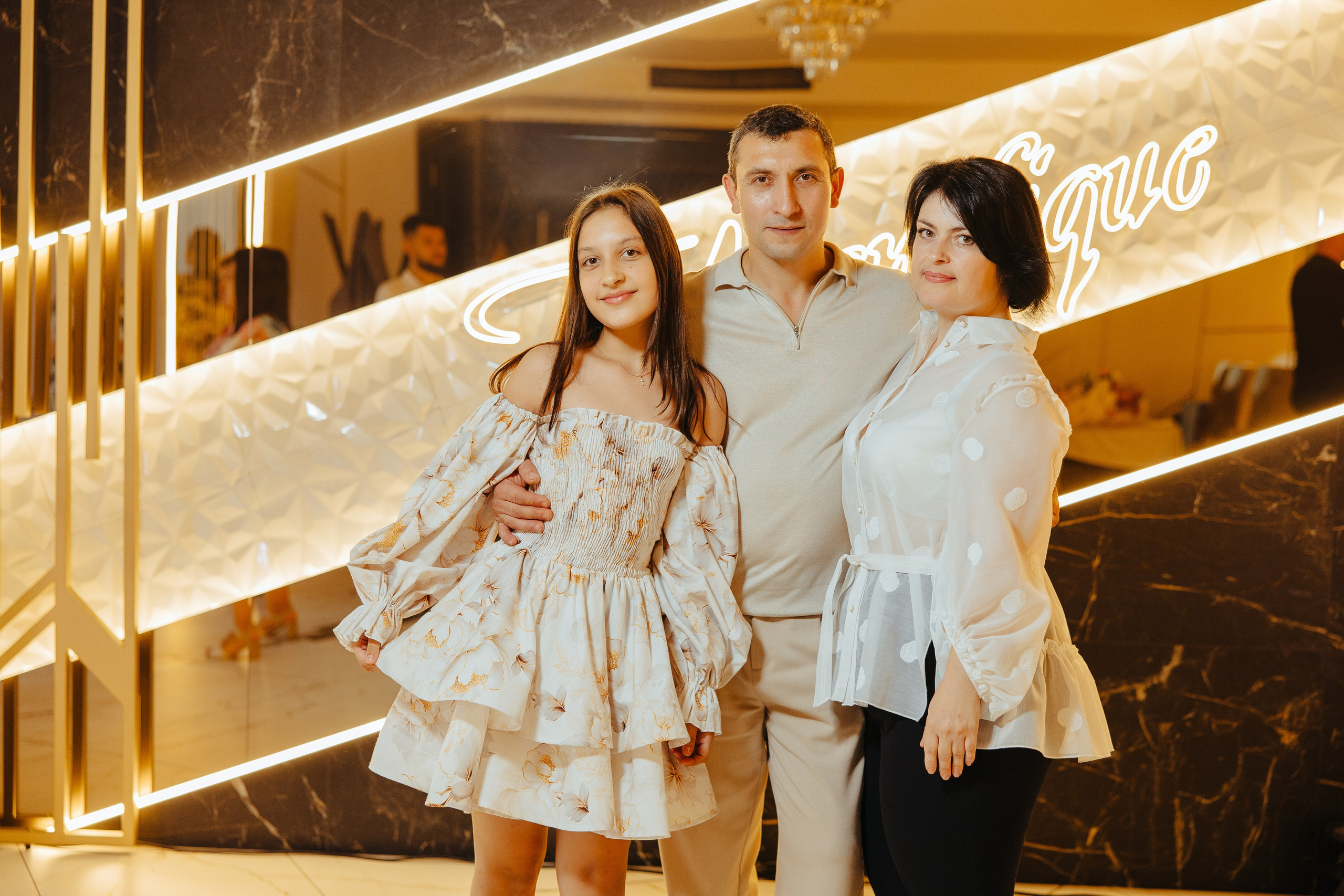 Delia. Fotograf de nuntă și evenimente private!