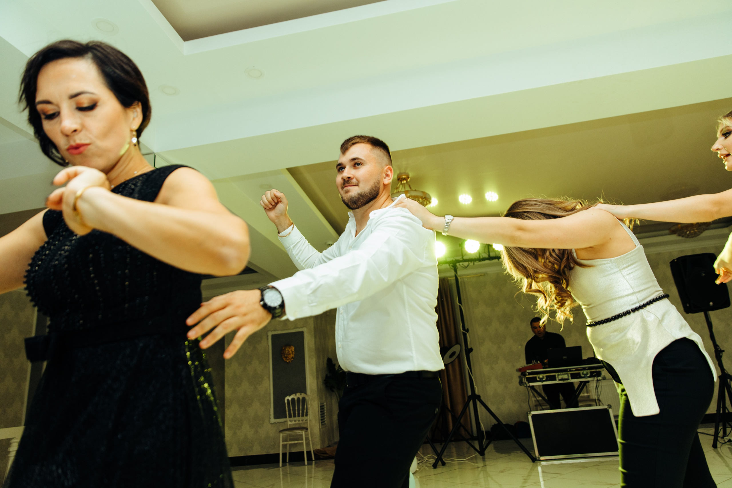 Emma. Fotograf de nuntă și evenimente private!