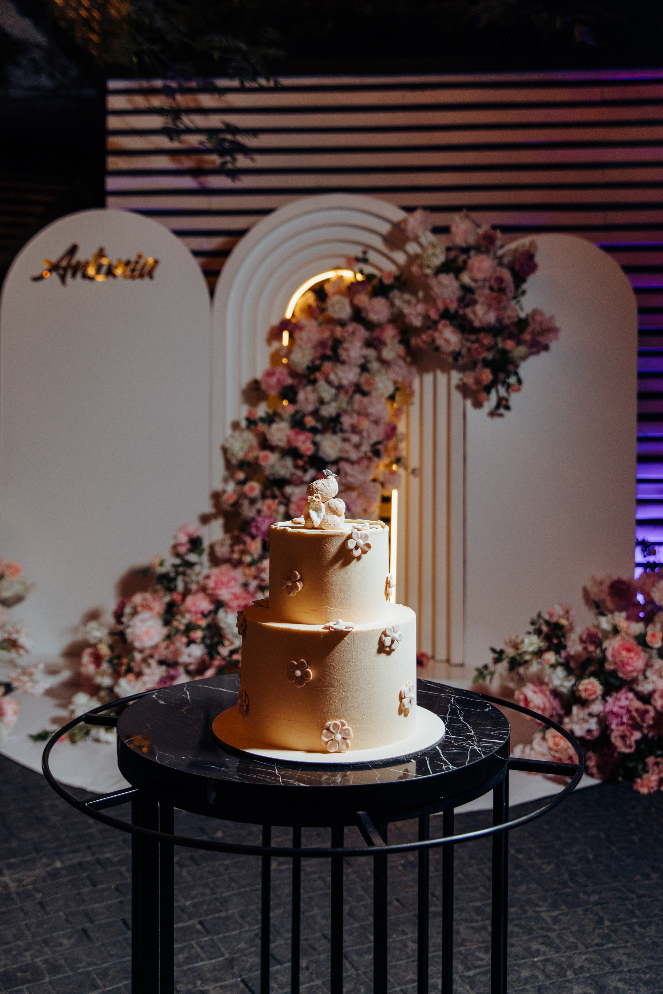 Antonia. Fotograf de nuntă și evenimente private!