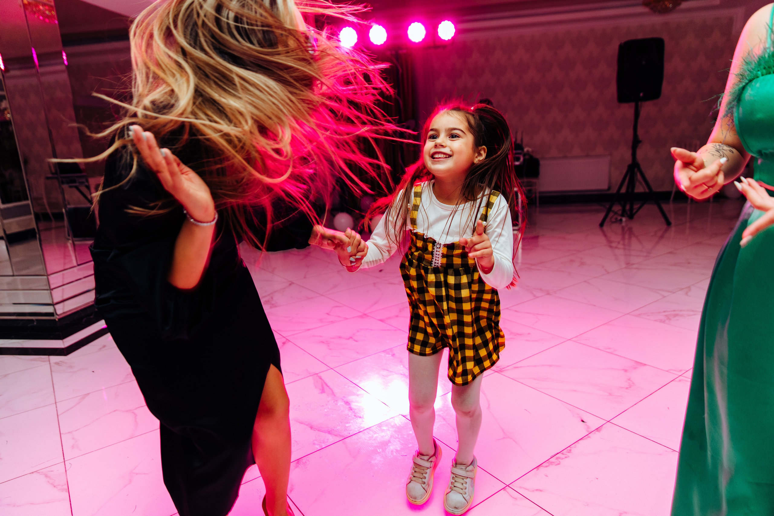 Emma. Fotograf de nuntă și evenimente private!