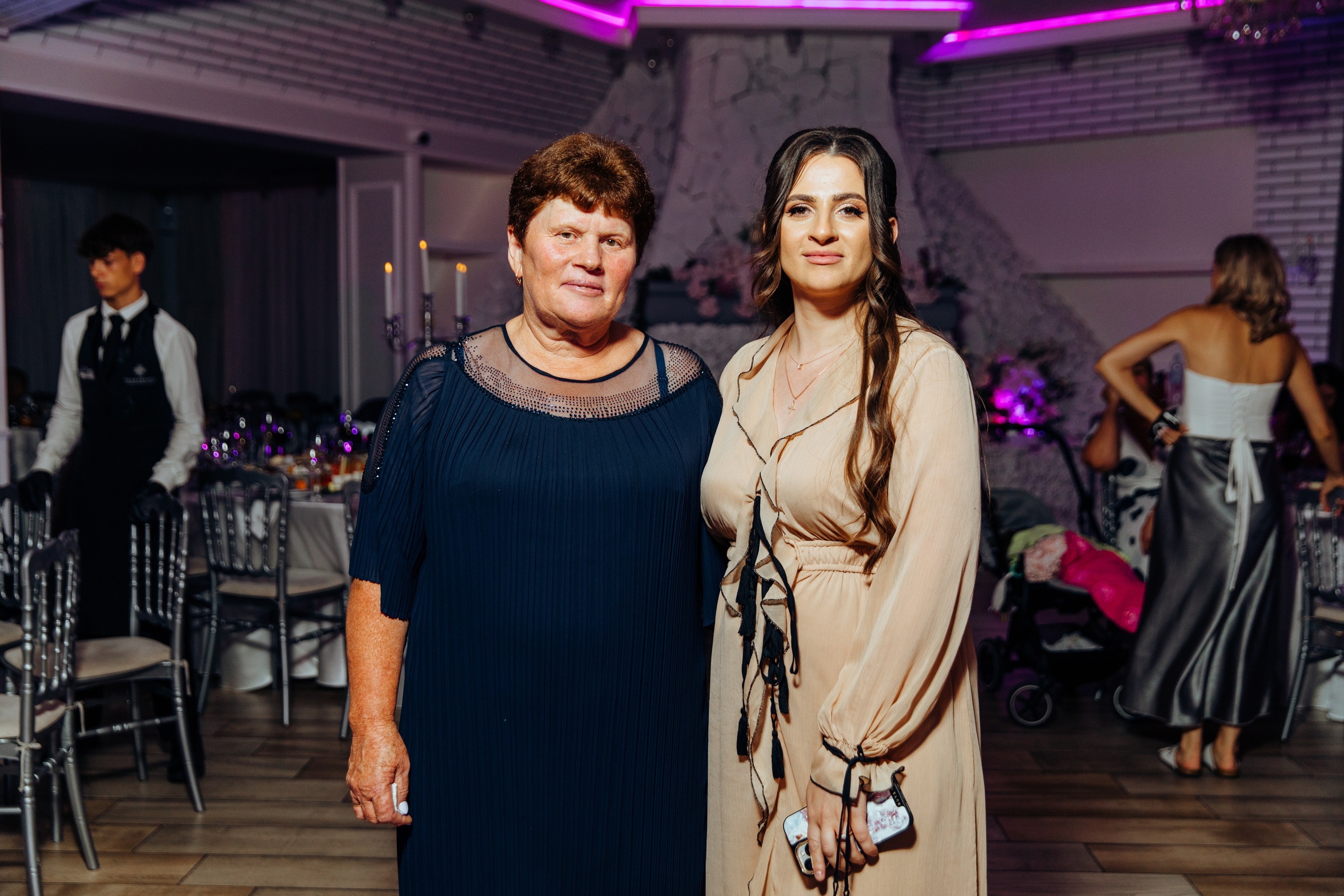 Antonia. Fotograf de nuntă și evenimente private!