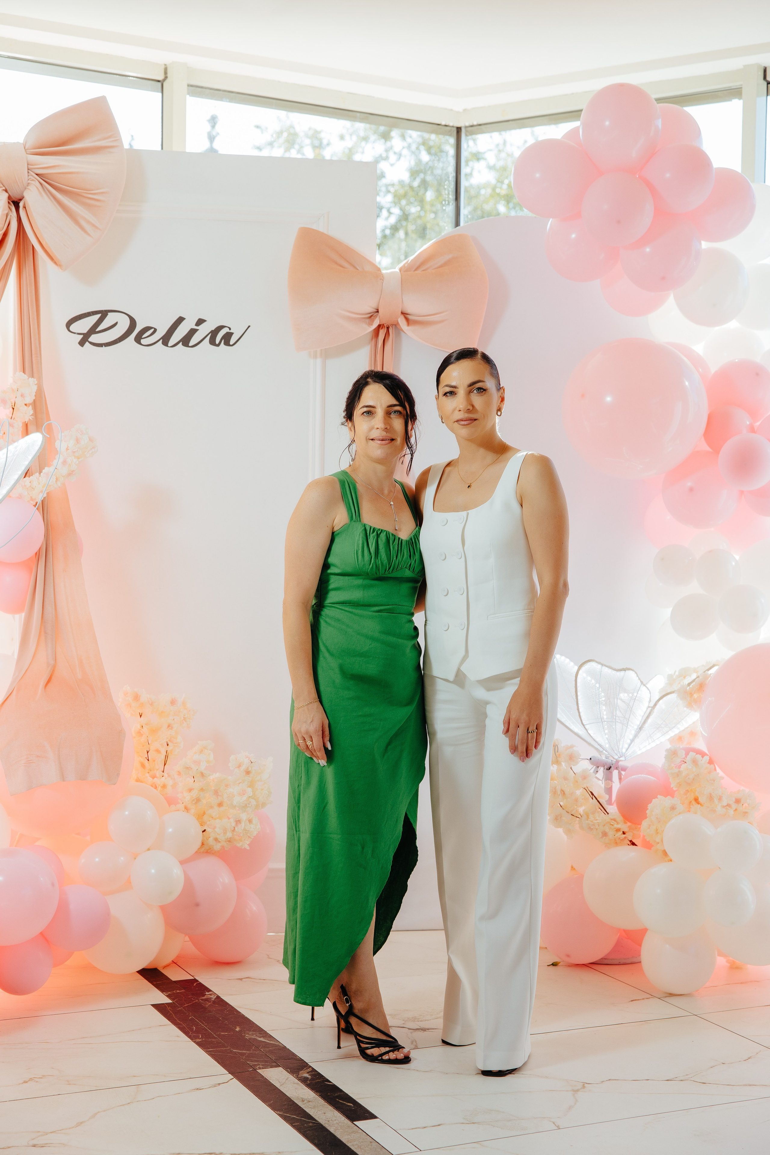 Delia. Fotograf de nuntă și evenimente private!