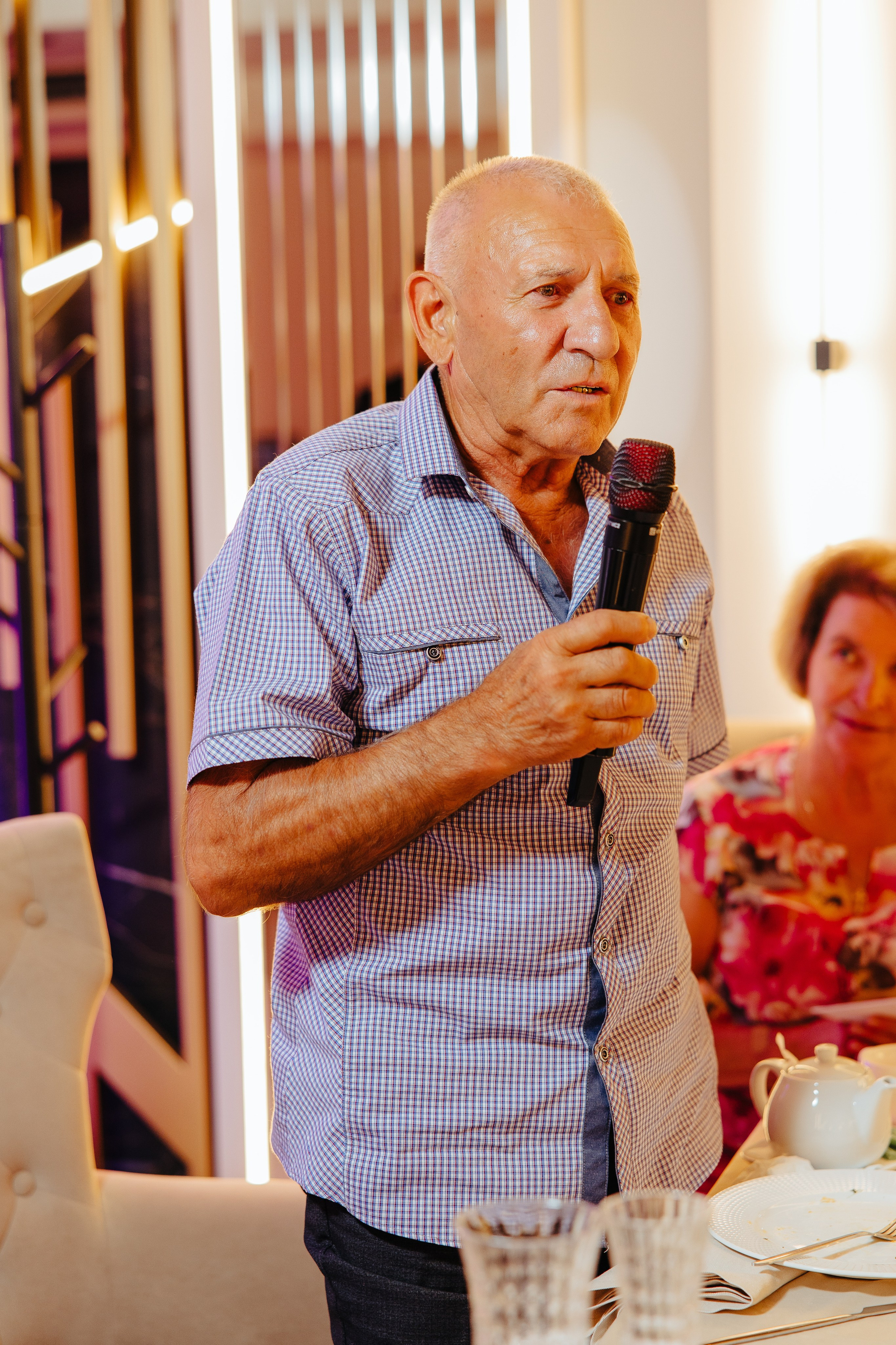 Delia. Fotograf de nuntă și evenimente private!