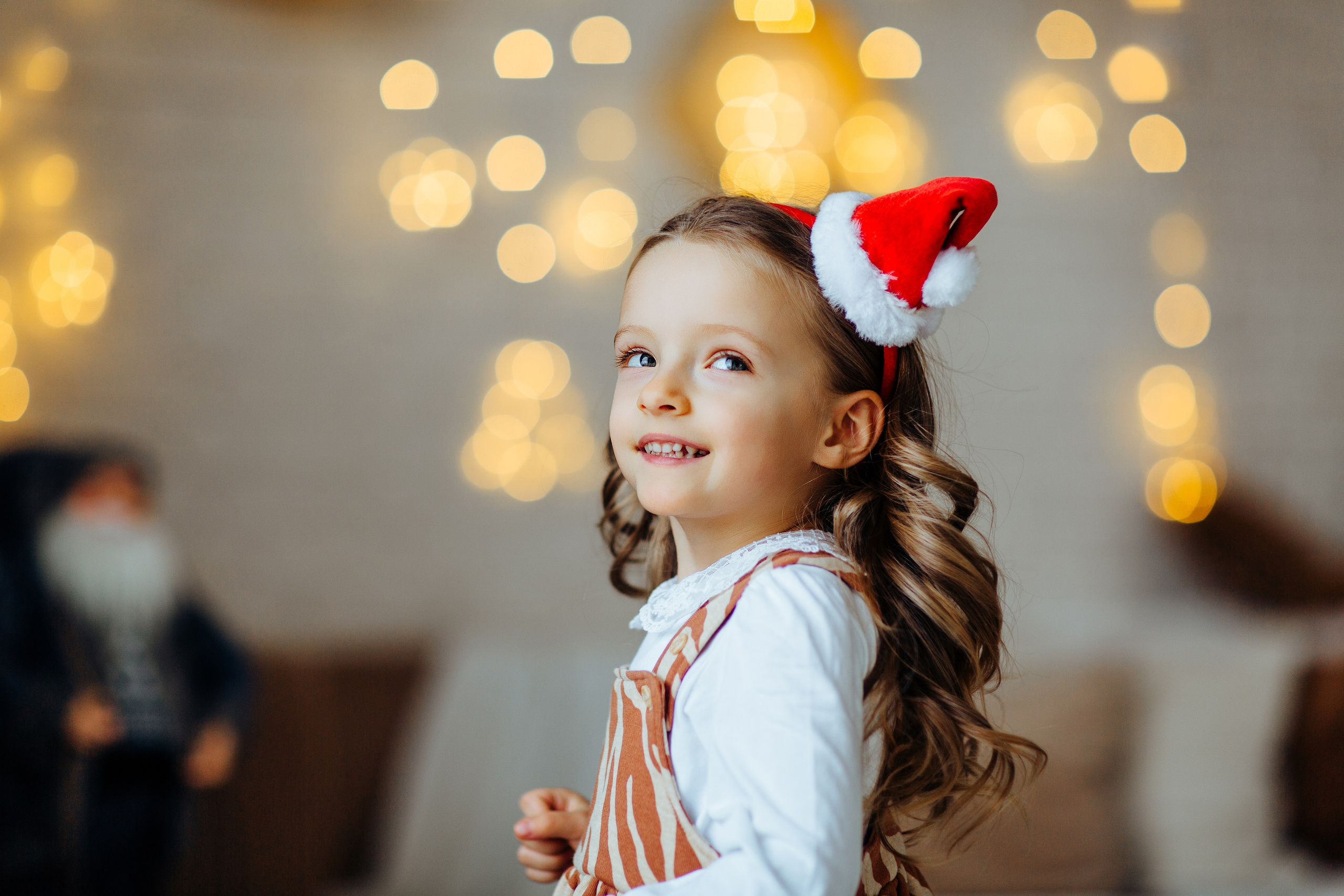 Magia sarbātorilor. Fotograf de nuntă și evenimente private!