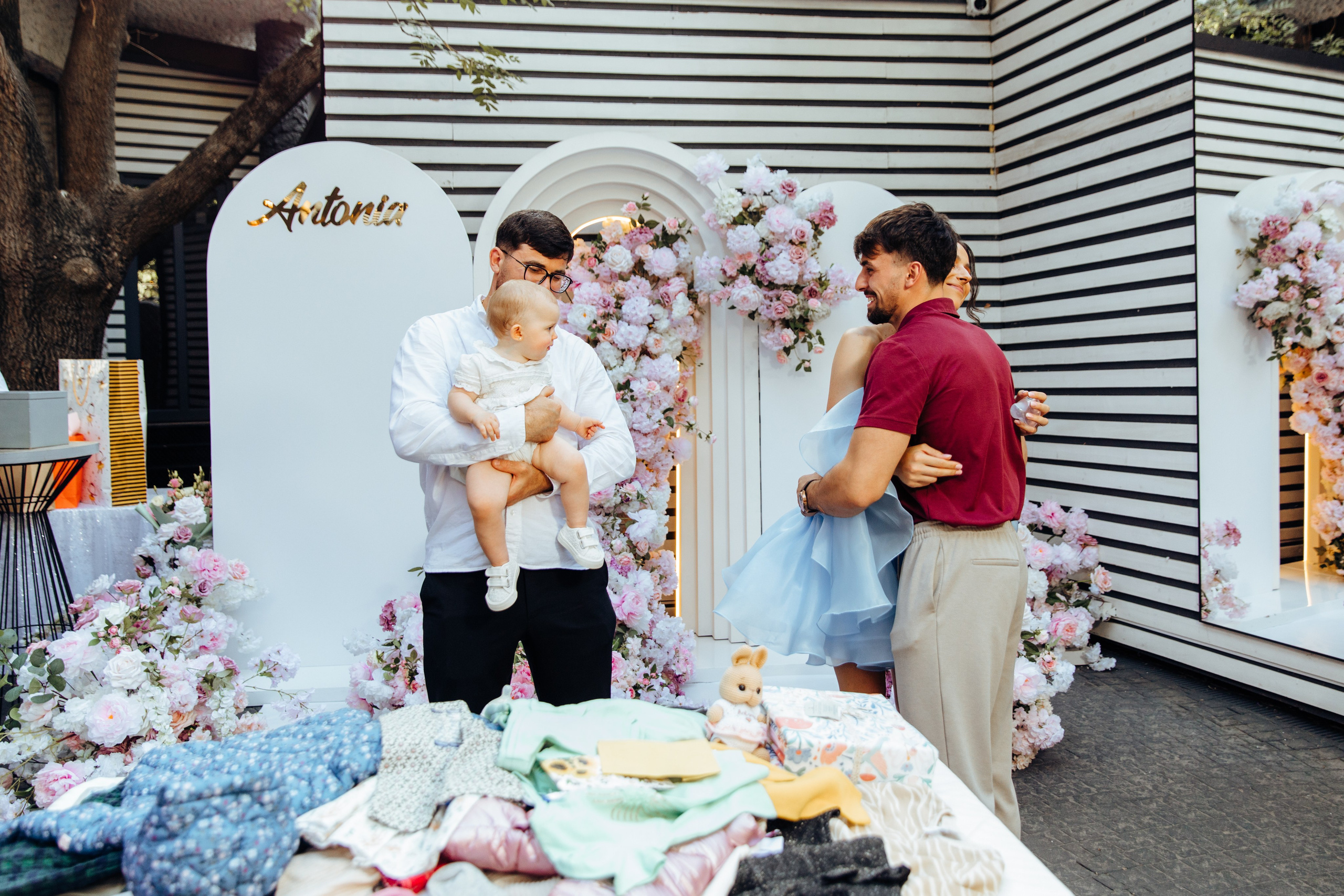 Antonia. Fotograf de nuntă și evenimente private!