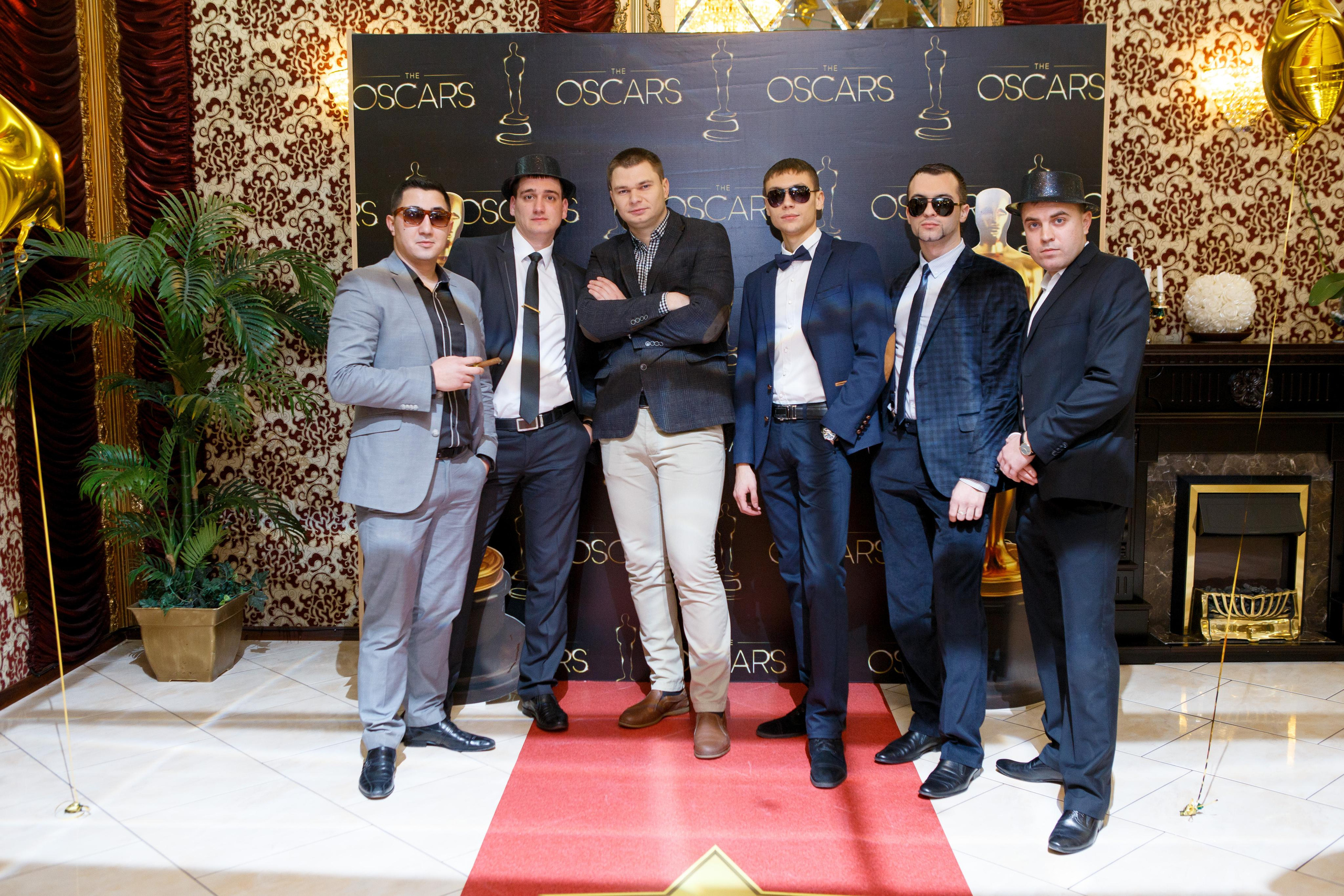 Servicii de Moderator,Dj,Lumini,Fum greu,Foto și video,Iepurasii de aur,Show programe la Chișinău și în afară țării.                                                                                          Услуги Ведущего,Диджея,Свет,Тяжелый дым,Фото и видео,Зеркальные кролики,Шоу программа в Кишиневе и по всему миру.    Viber,Whatsapp,Telegram:+37379886716.                                     