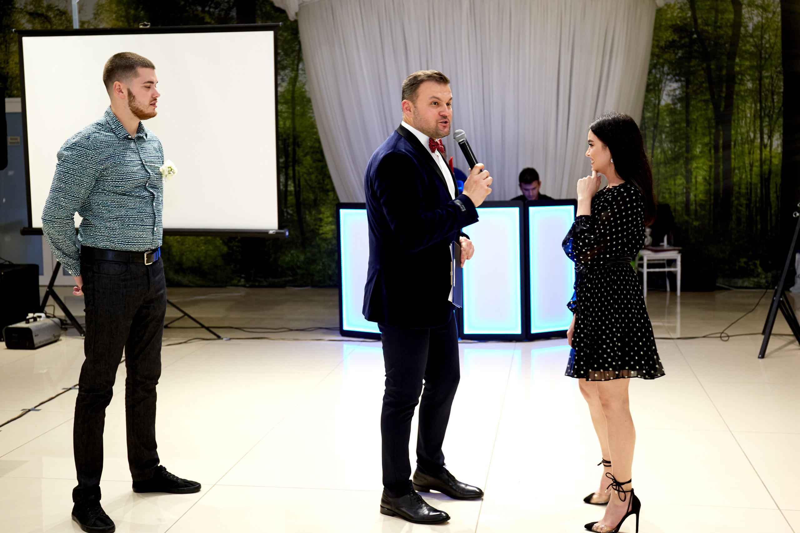 ведущий на свадьбу москва