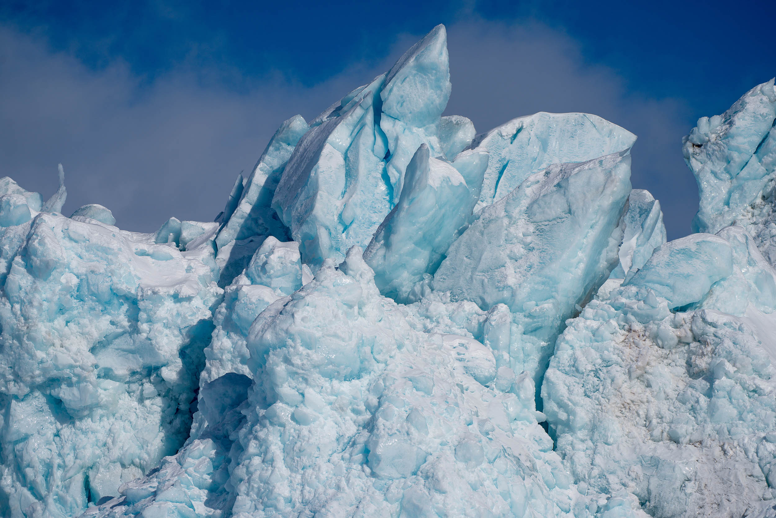 Svalbard. Winter. Day. Family and wedding photographer in Norway Bublik Polina