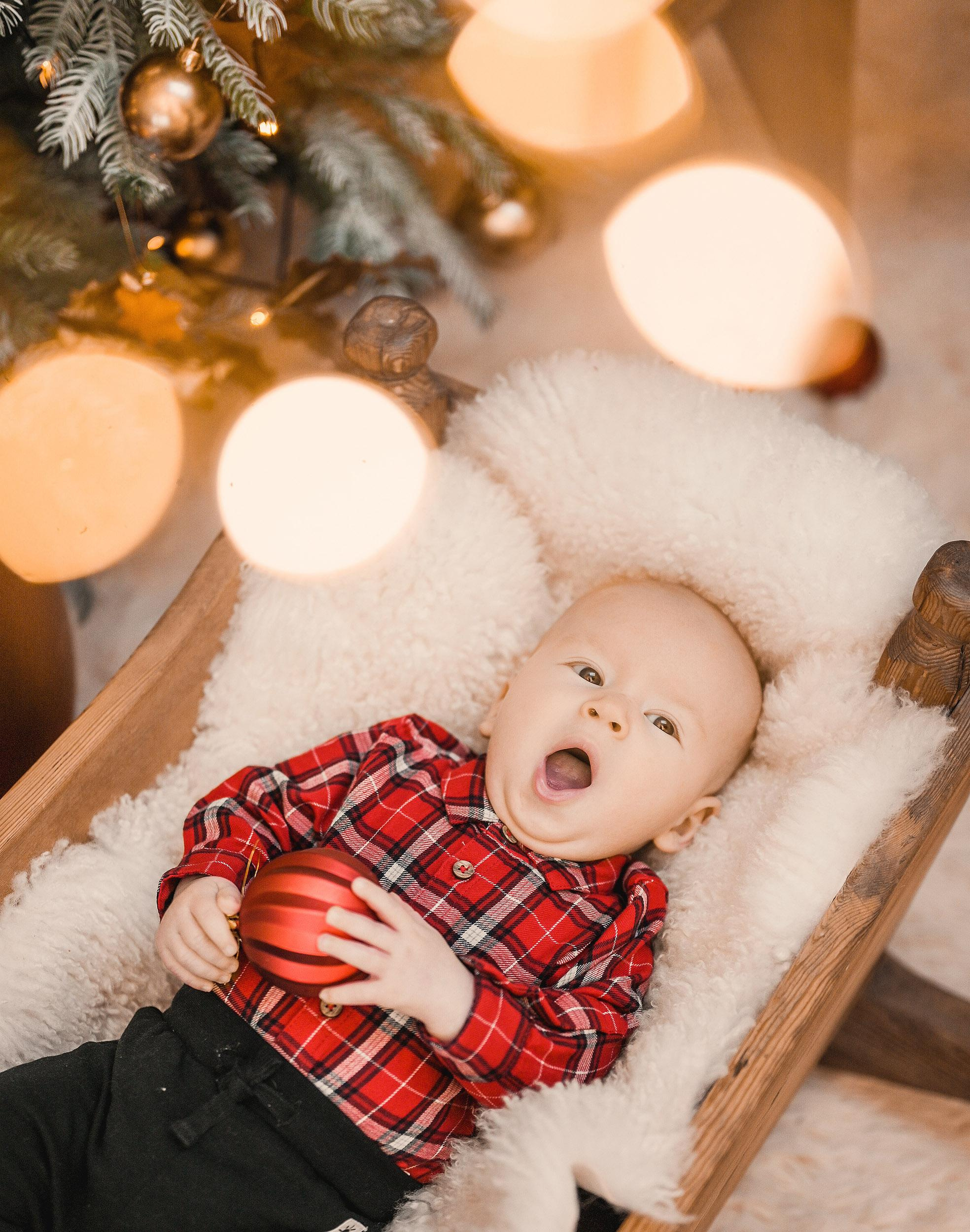 Alina and son. Family and wedding photographer in Norway Bublik Polina